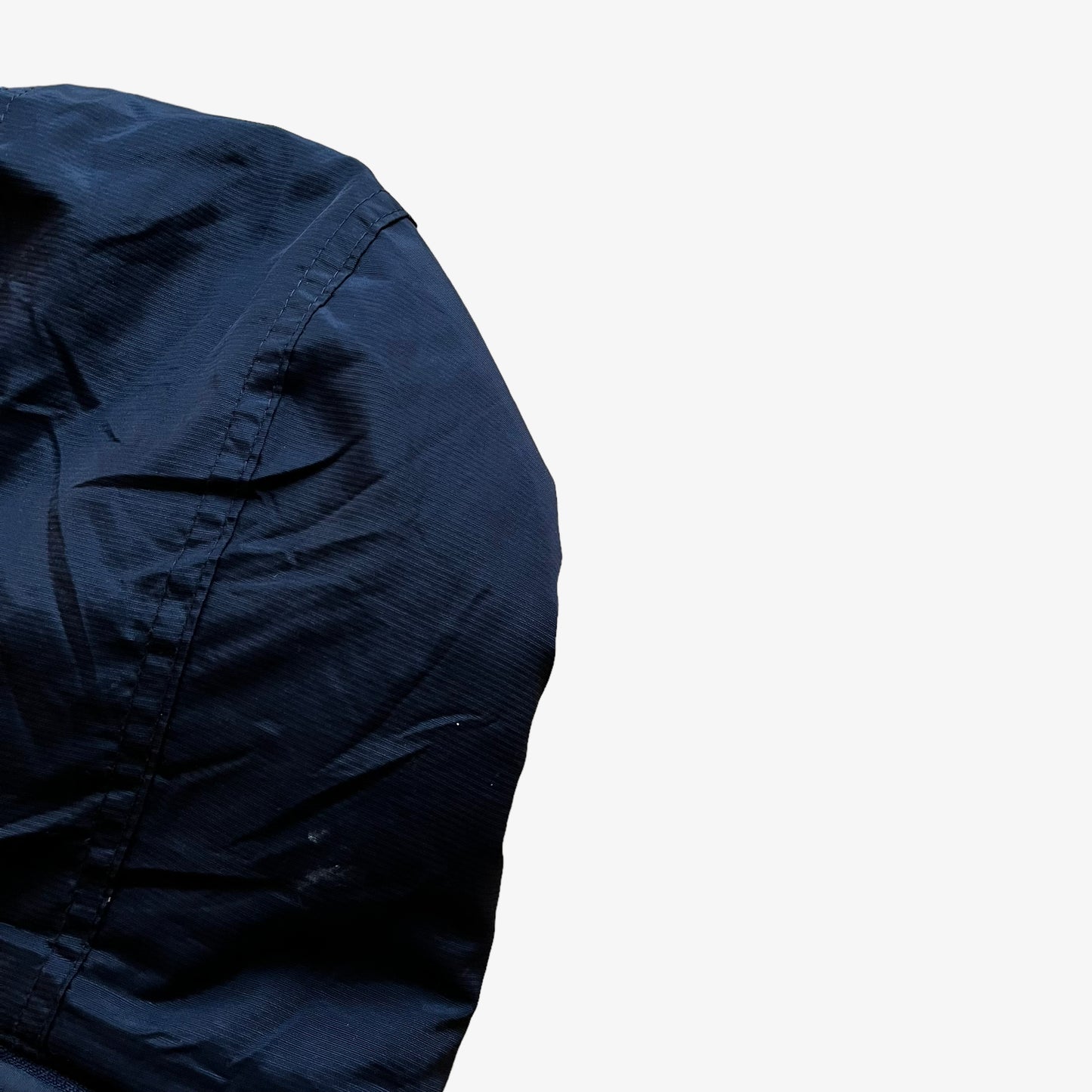 Vintage 90s Mens Chicago Bears NFL Jacket With Back Embroidered Team Badge Wear - Casspios Dream