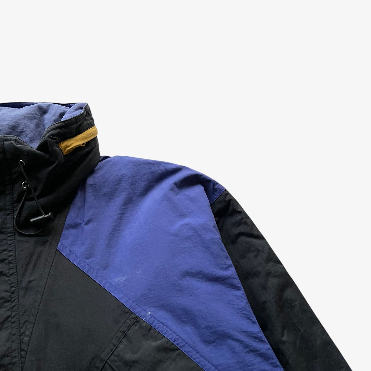 Vintage 90s Mens Helly Hansen Helly-Tech Thinsulate Black And Purple Jacket With Foldable Hood Wear - Casspios Dream