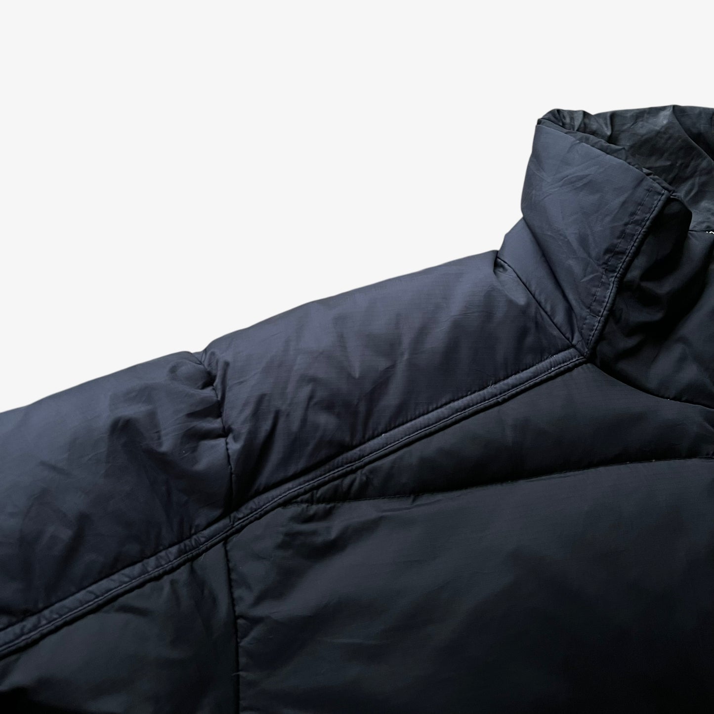 Vintage 90s Mens Helly Hansen Two Toned Black And Grey Goose Down Puffer Jacket Shoulder - Casspios Dream