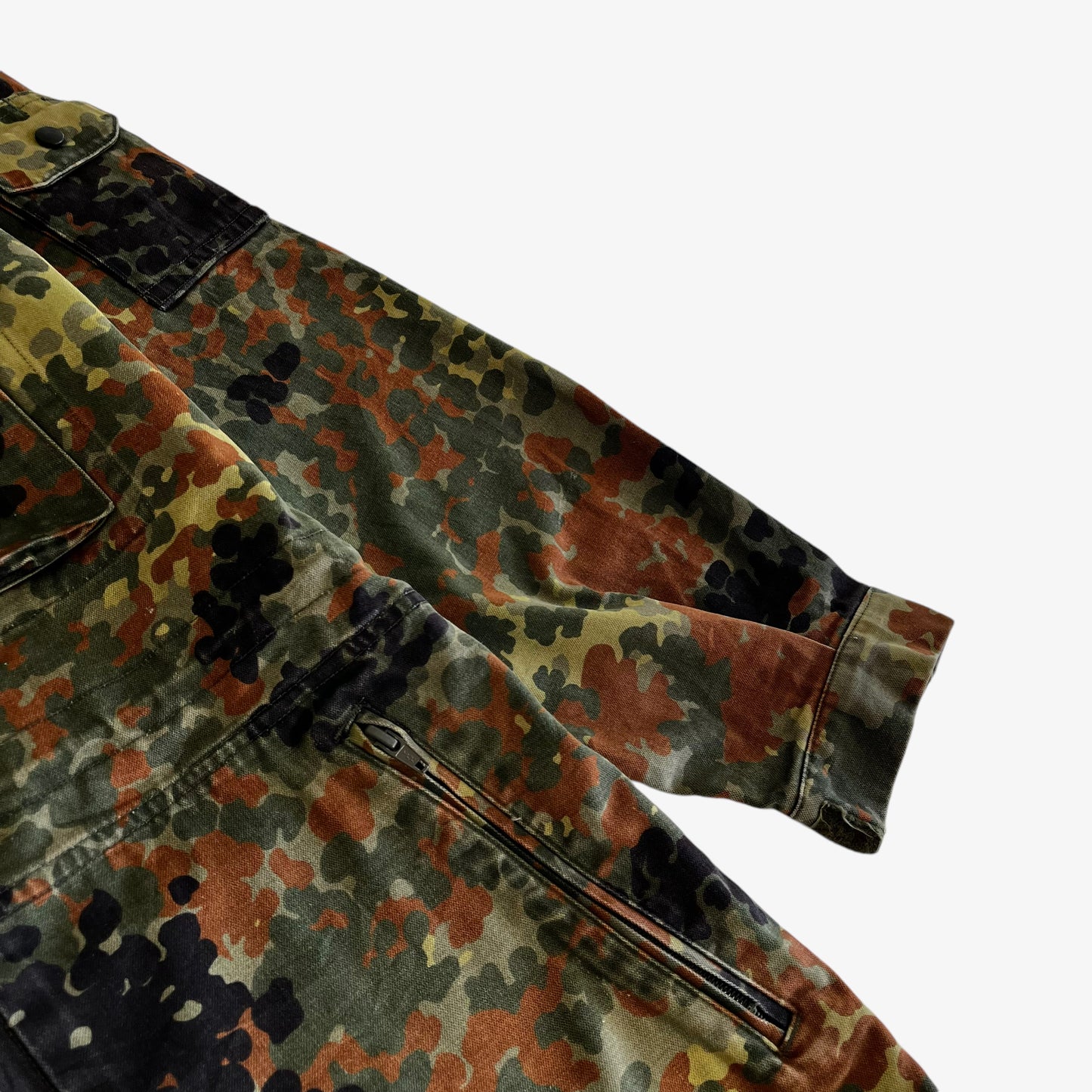 Vintage 90s Mens Scharrer Untergrb 1997 Camouflage Hooded Jacket Sleeve - Casspios Dream