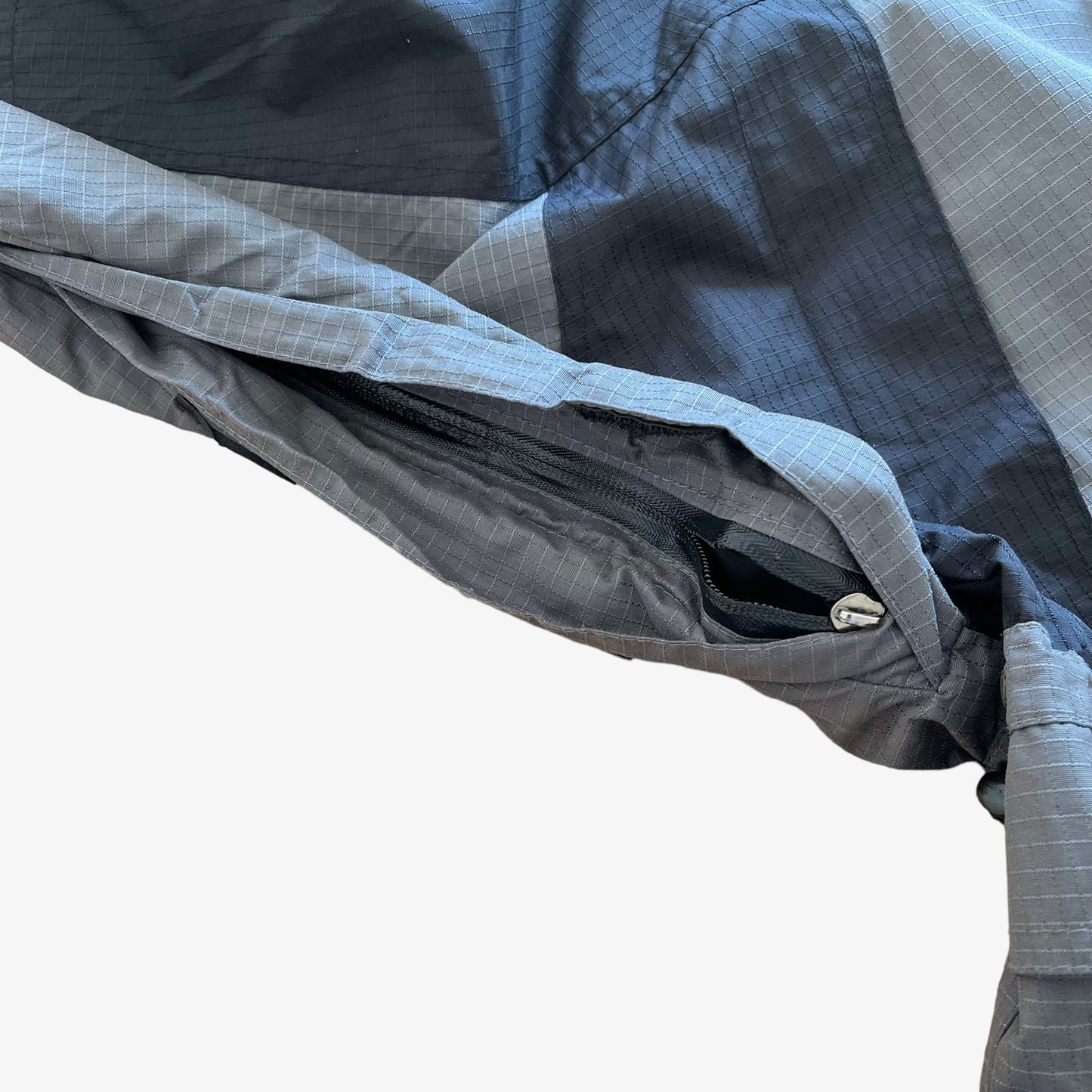 Vintage Y2K Mens The North Face Gore-Tex XCR Summit Series Grey Jacket Pit - Casspios Dream