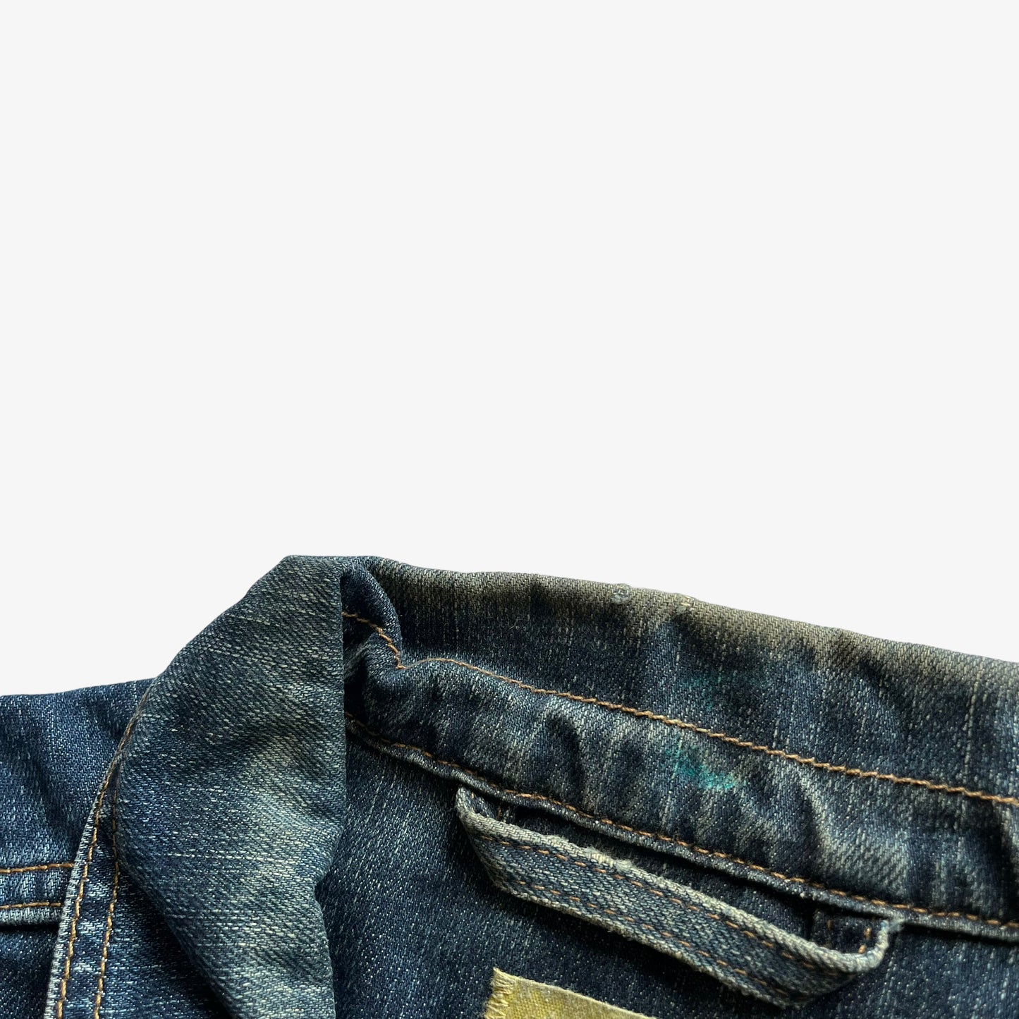 Vintage Y2K Mens Wrangler Blue Denim Jacket Collar - Casspios Dream