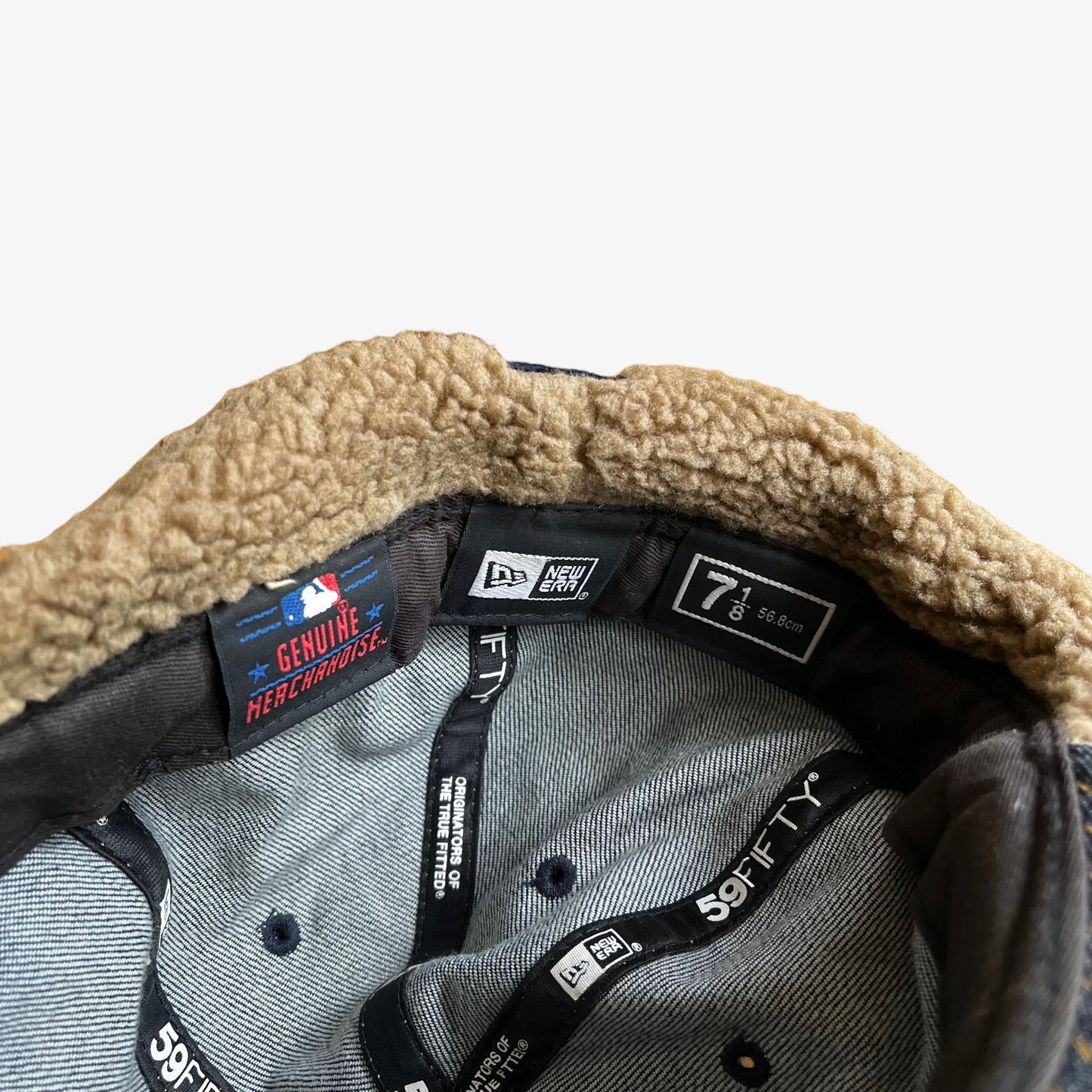 Vintage Y2K New Era x New York Yankees Denim Cap With Foldable Ear Muffs Label - Casspios Dream