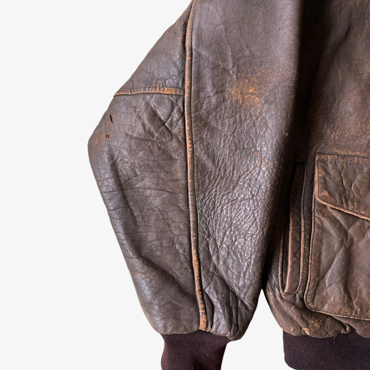 Vintage 1980s AVIREX 1987 Flying Tiger China 1941 Back Graphic Leather Pilot Jacket Arm - Casspios Dream