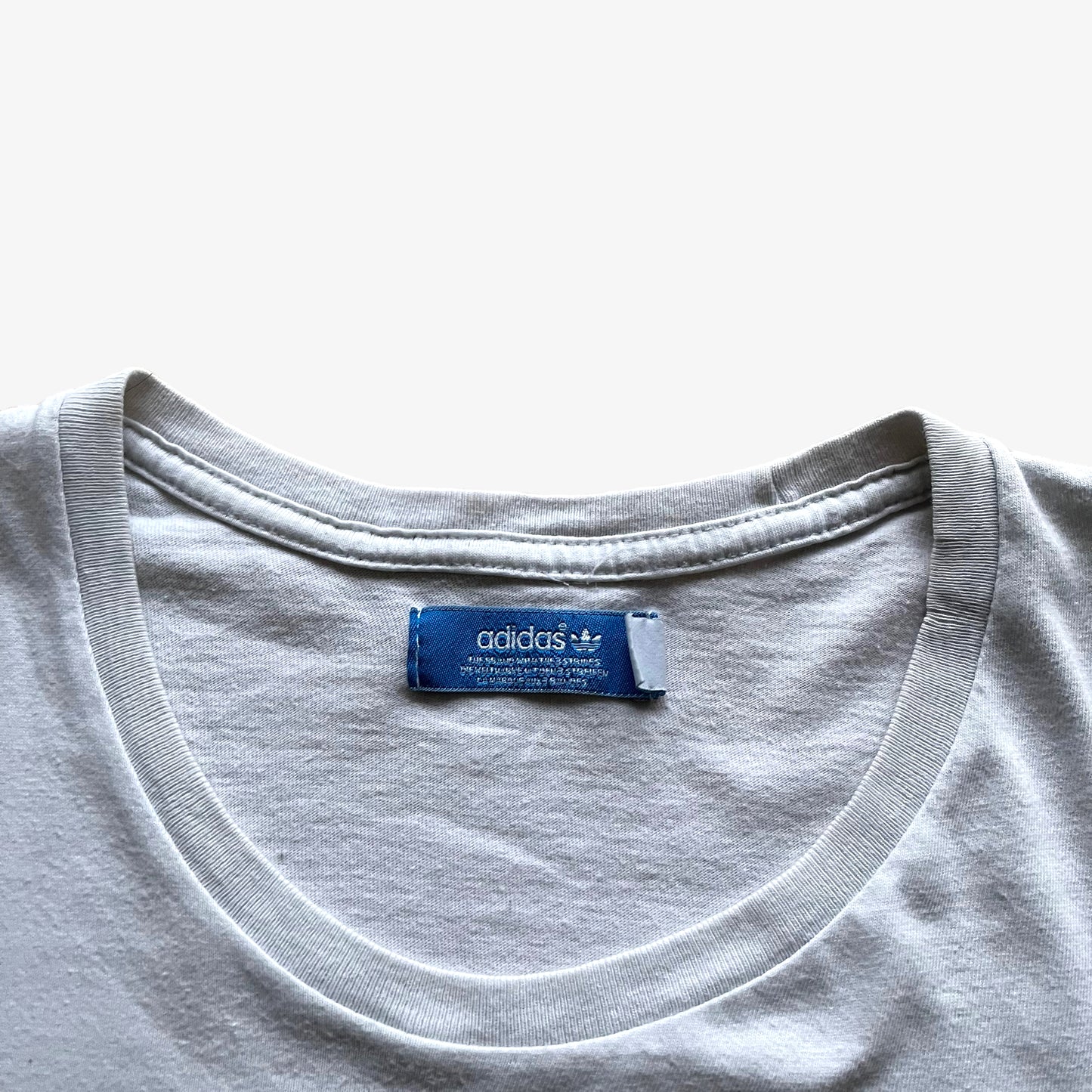 Vintage Y2K Adidas Three Leaf Graphic Print White Short Sleeve T-Shirt Label - Casspios Dream