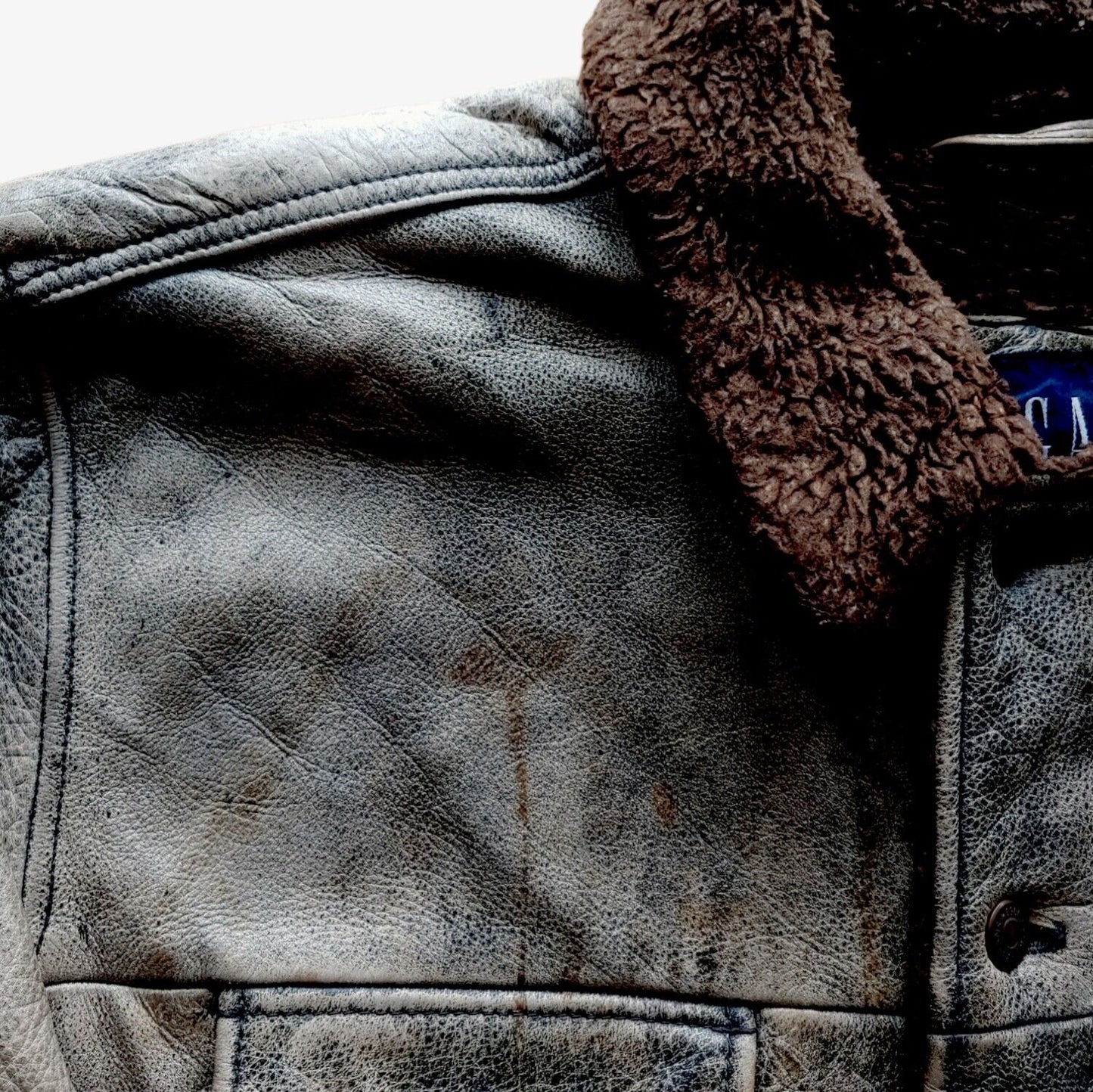 Vintage 1990s GAP Leather Overcoat With Fur Collar Wear - Casspios Dream