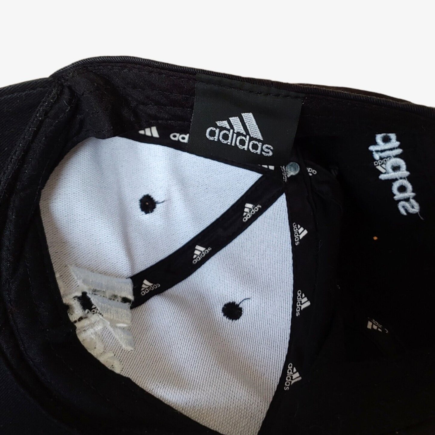 Vintage 90s Adidas Black Spell Out Embroidered Cap Label - Casspios Dream