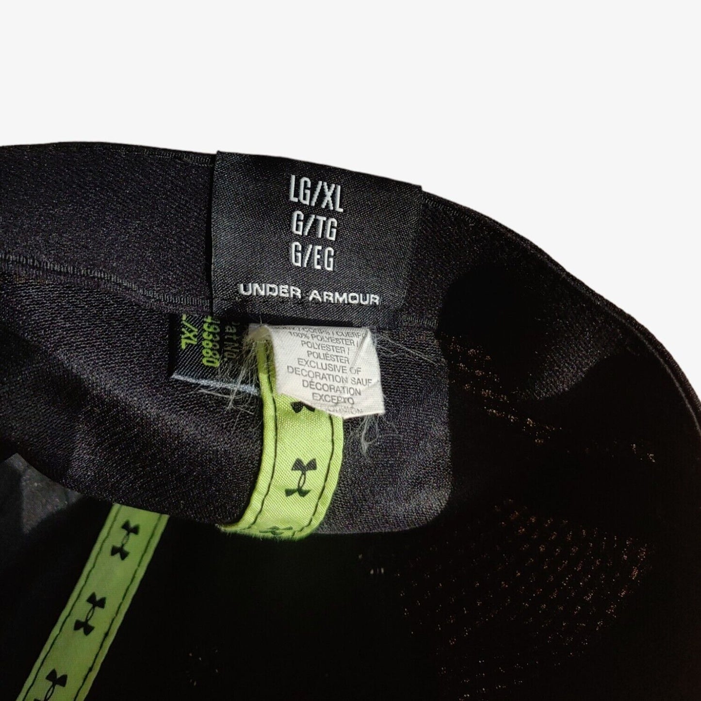 Vintage Y2K Under Armour Spell Out Black Cap Label - Casspios Dream