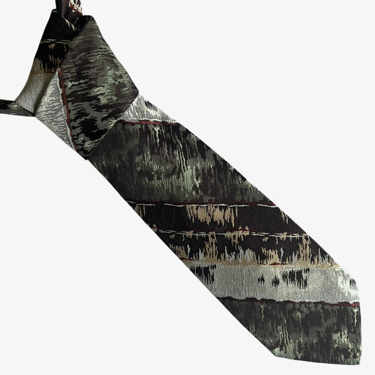 Vintage 70s Oleg Cassini Hughes And Hatcher Abstract Striped Polyester Tie - Casspios Dream