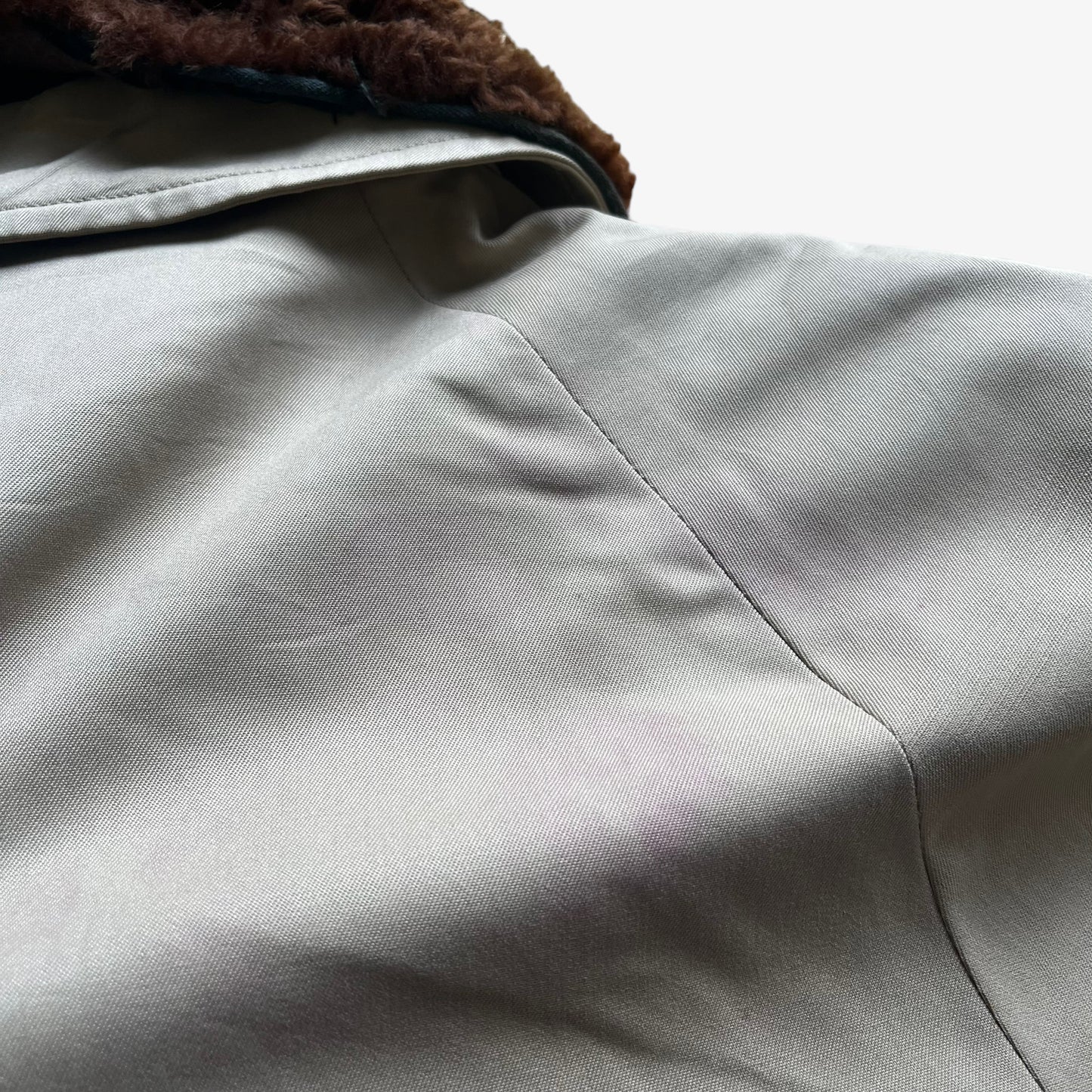 Vintage 80s Womens Burberry Coat With Nova Check Lining And Faux Fur Collar Back Mark - Casspios Dream