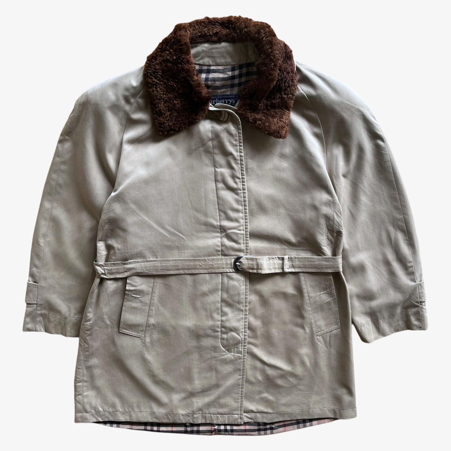 Vintage 80s Womens Burberry Coat With Nova Check Lining And Faux Fur Collar - Casspios Dream