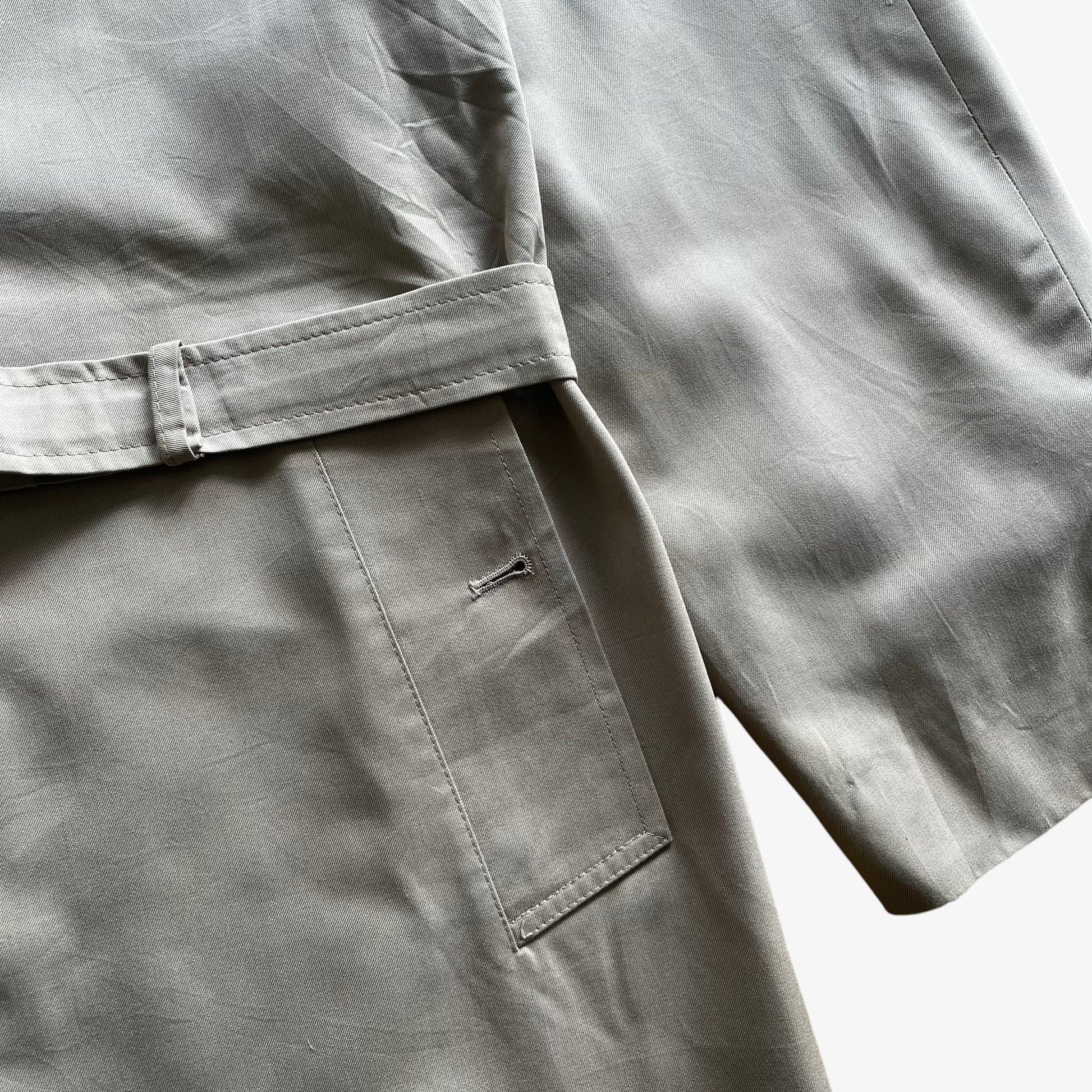 Vintage 80s Womens Burberry Coat With Nova Check Lining And Faux Fur Collar Pocket - Casspios Dream