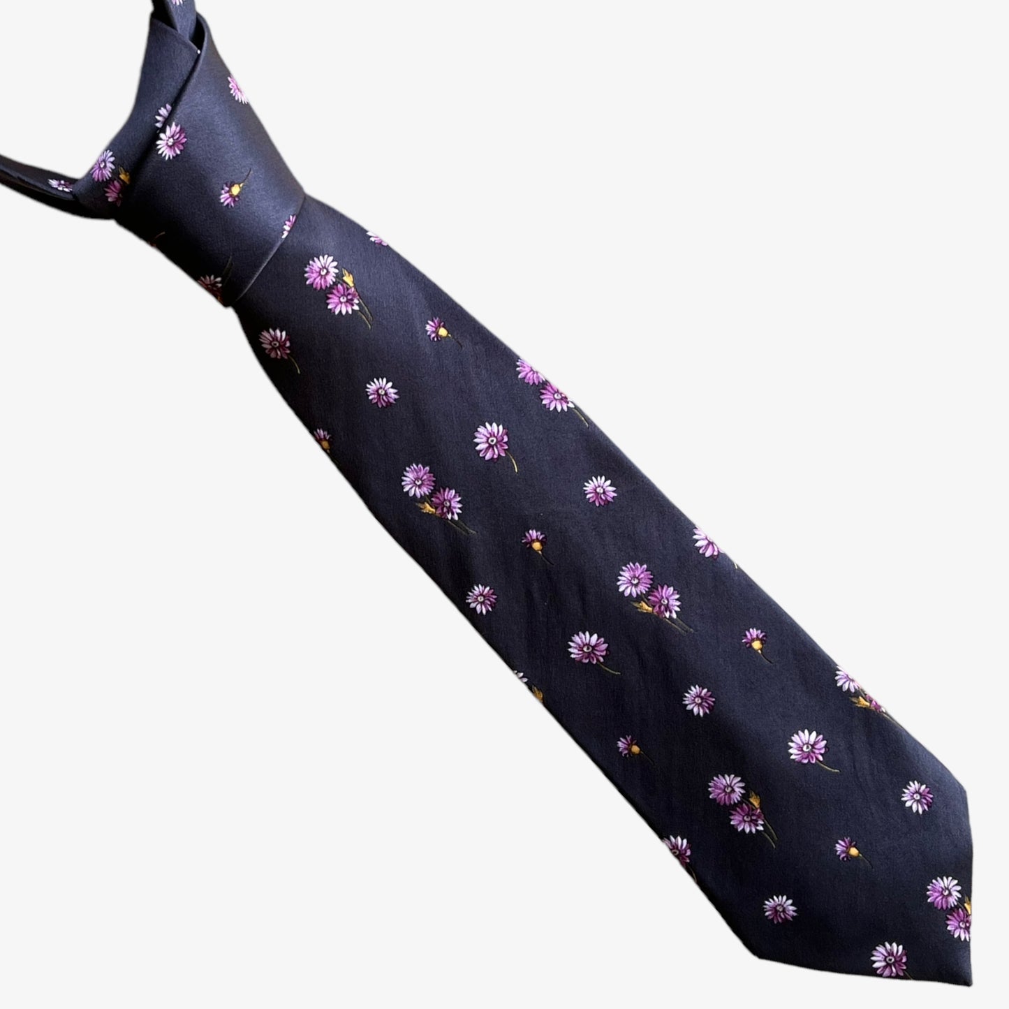 Vintage 90s Lanvin pink floral print silk tie.