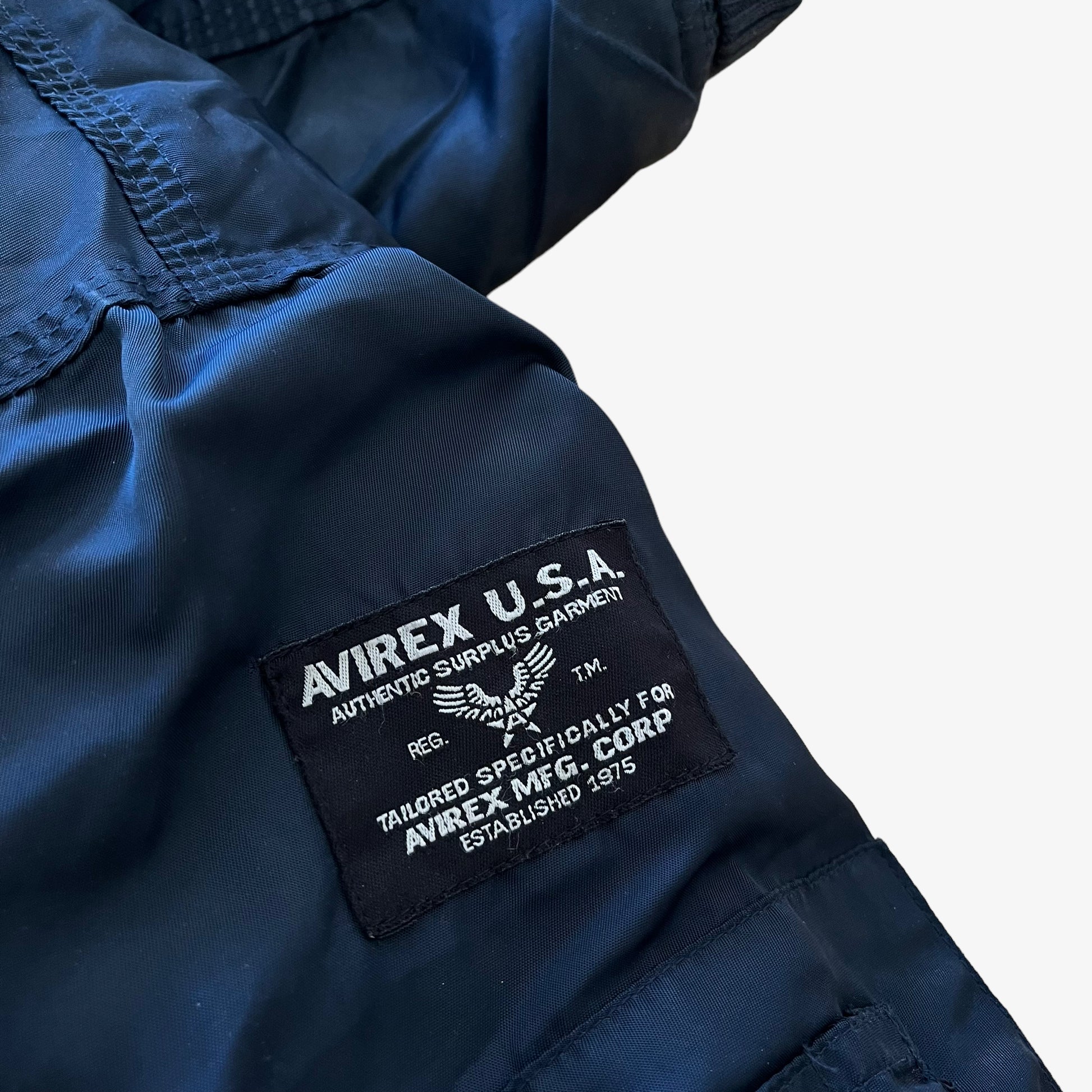 Vintage 90s Men's AVIREX Reversible Fleece Bomber Jacket With Fur Hood Badge - Casspios Dream