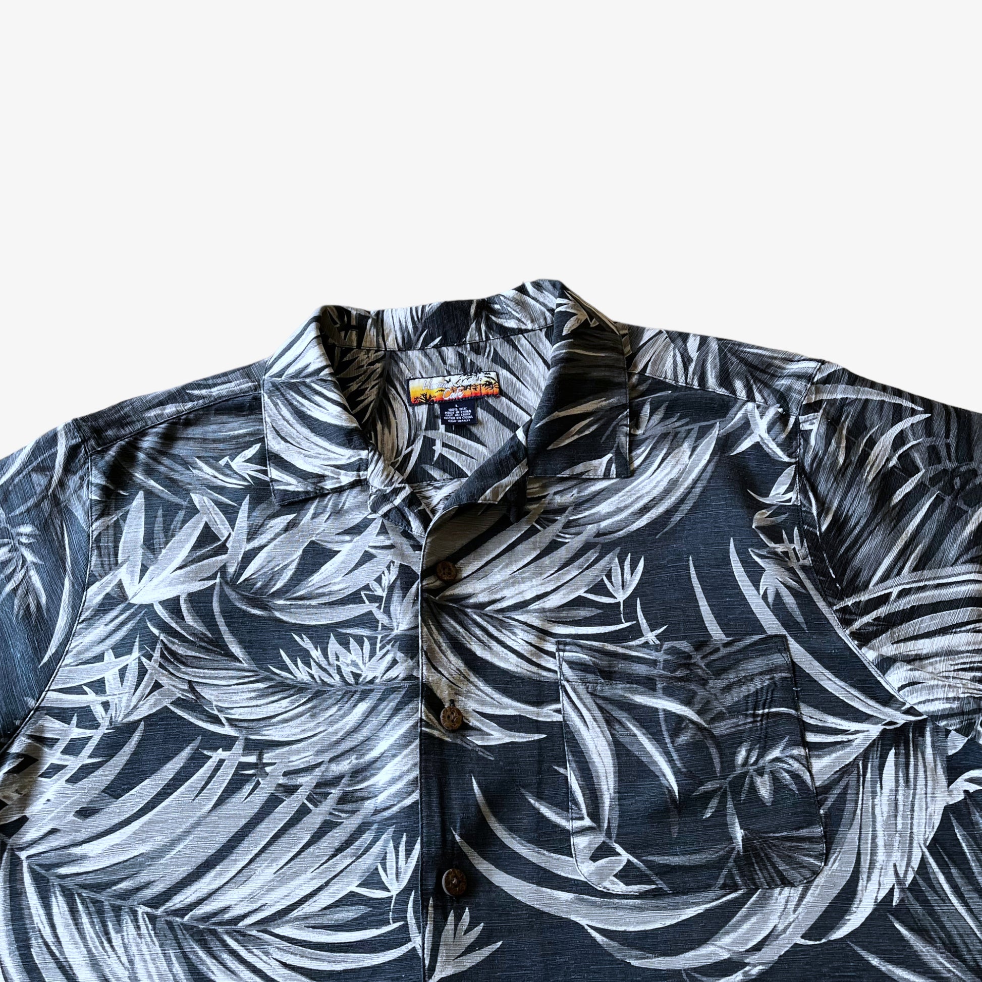 Vintage 90s Mens Havana Jacks Cafe Floral Print Short Sleeve Silk Hawaiian Shirt Tropical - Casspios Dream