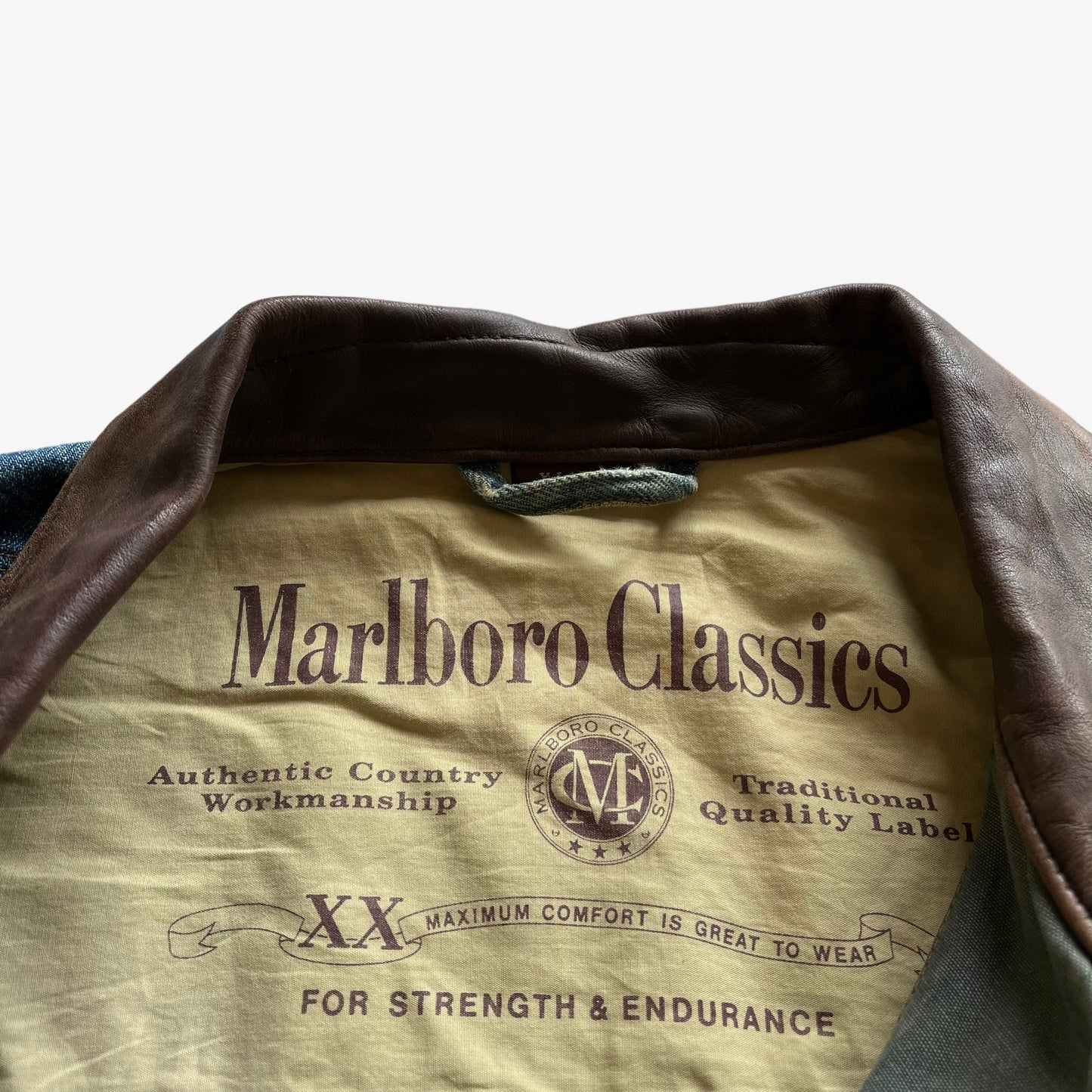 Vintage 90s Mens Marlboro Classics Blue Denim Jacket With Brown Leather Collar Label - Casspios Dream