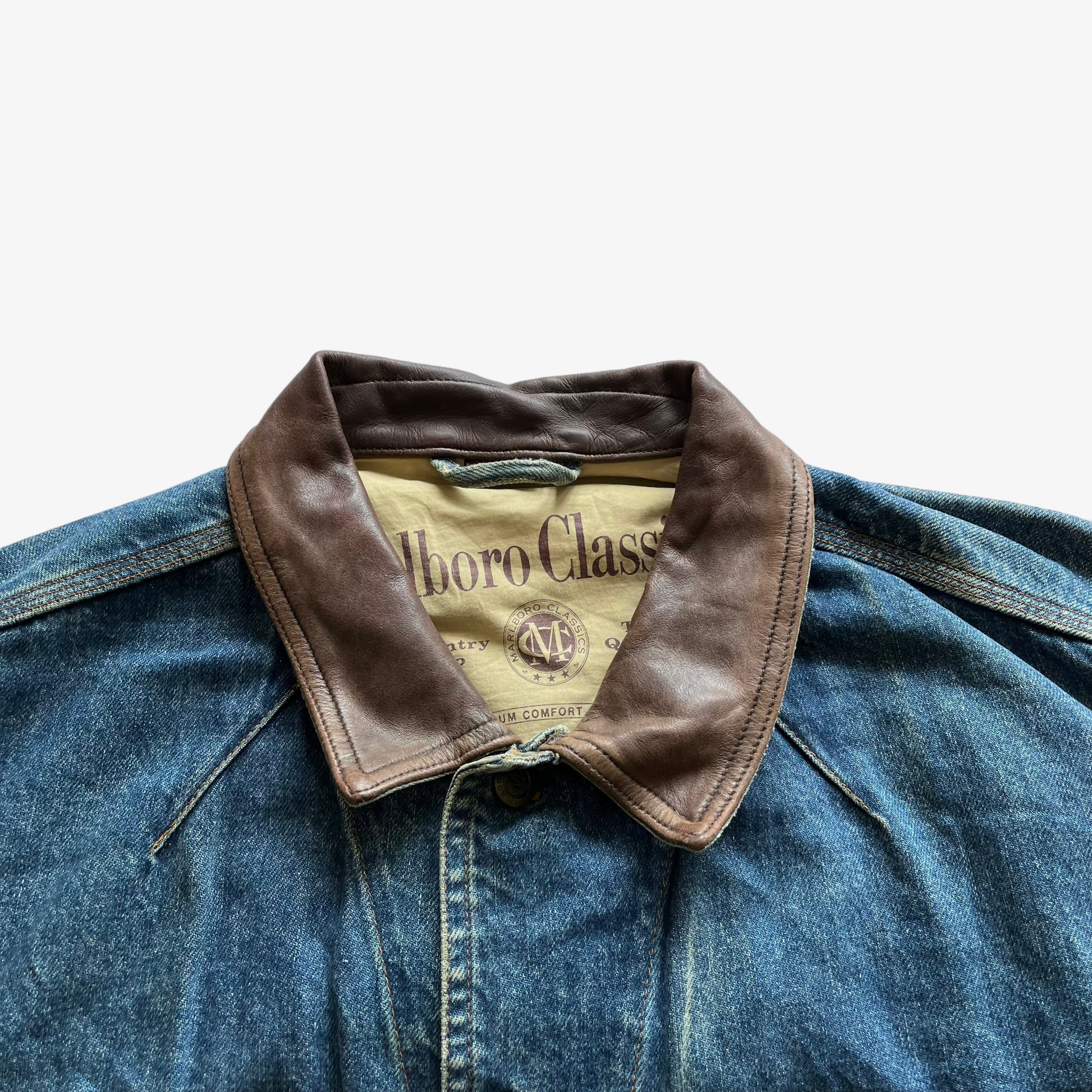 Vintage 90s Mens Marlboro Classics Blue Denim Jacket With Brown Leather Collar Tips - Casspios Dream