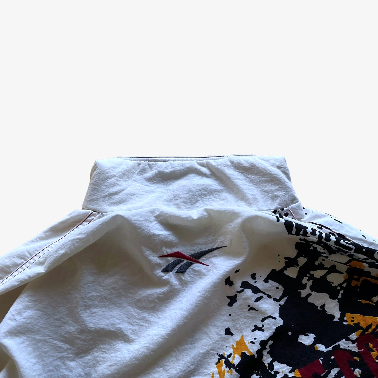 Vintage 90s Mens Reebok Abstract White Track Jacket Collar - Casspios Dream