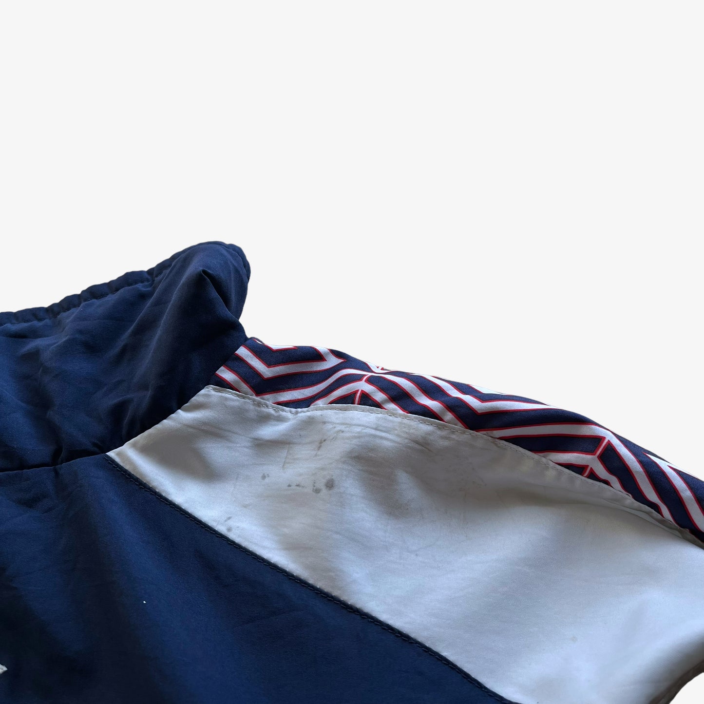 Vintage 90s Mens Umbro England Colourway Track Jacket Shoulder - Casspios Dream 