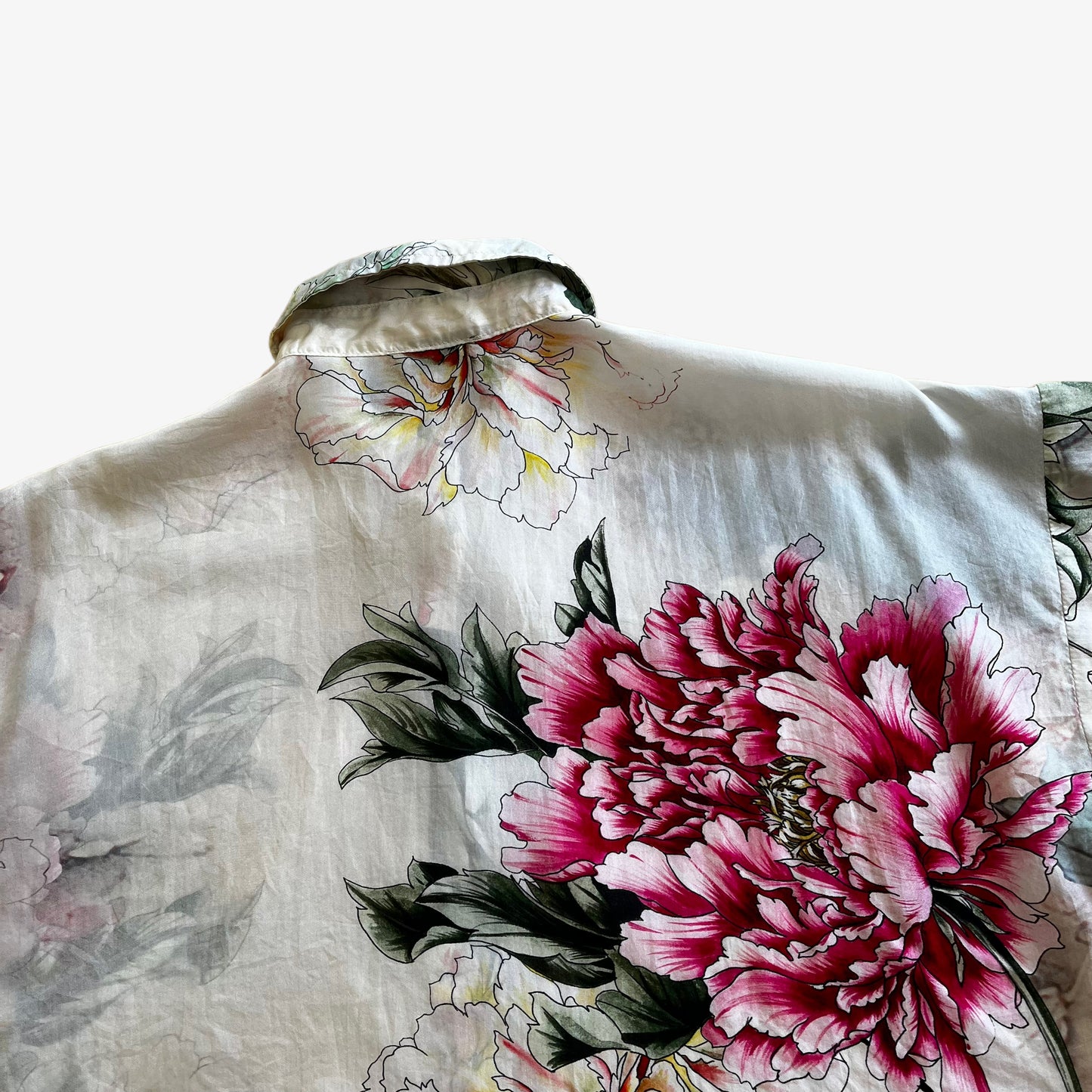 Vintage 90s Womens Henry Cottons Floral Print Quarter Button Silk Shirt Collar - Casspios Dream