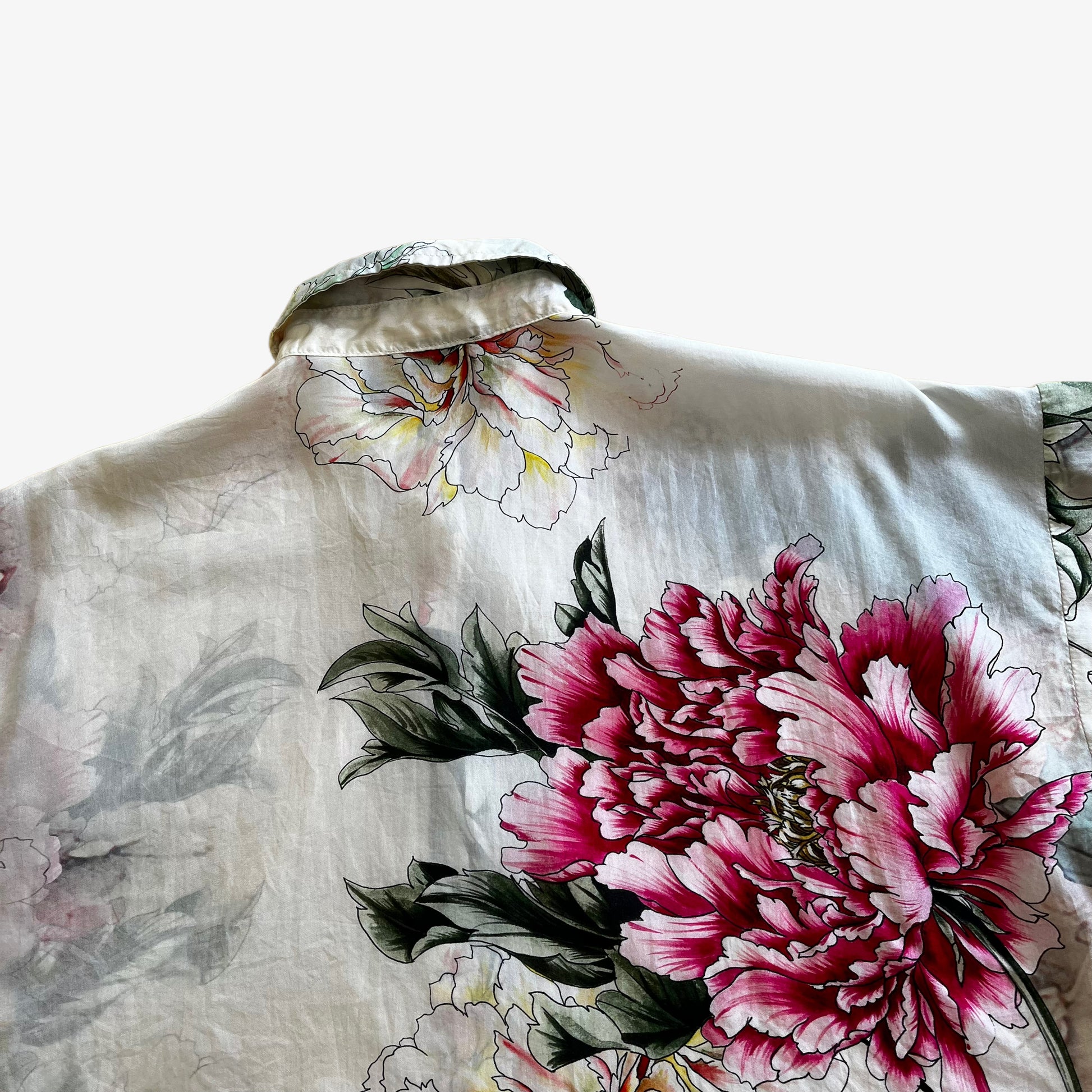 Vintage 90s Womens Henry Cottons Floral Print Quarter Button Silk Shirt Collar - Casspios Dream