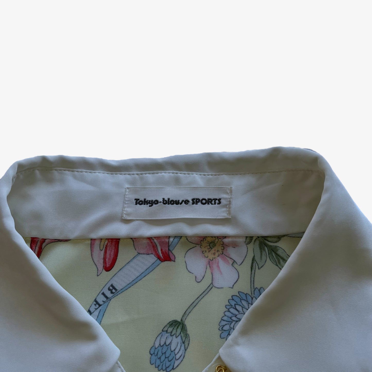 Vintage 90s Womens Tokyo Blouse Sports Floral Tulip Print Yellow Silk Shirt Label - Casspios Dream