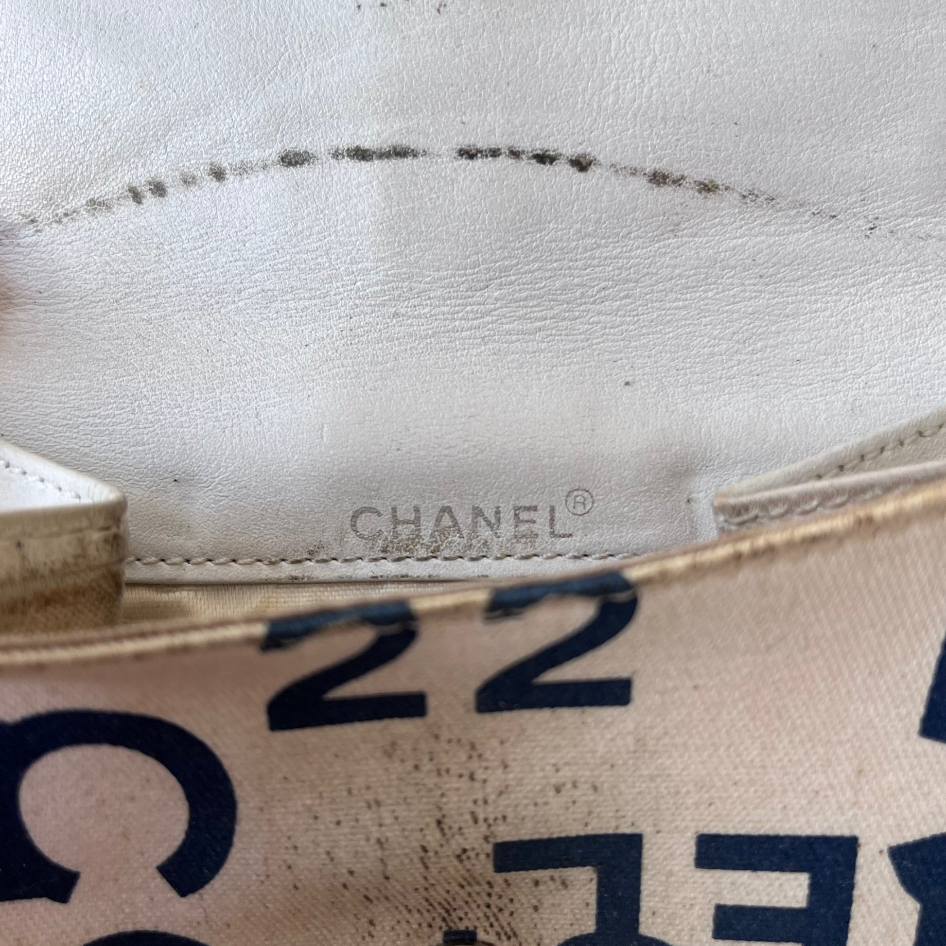 Vintage Y2K Chanel By Sea Line Bifold Wallet Logo - Casspios Dream