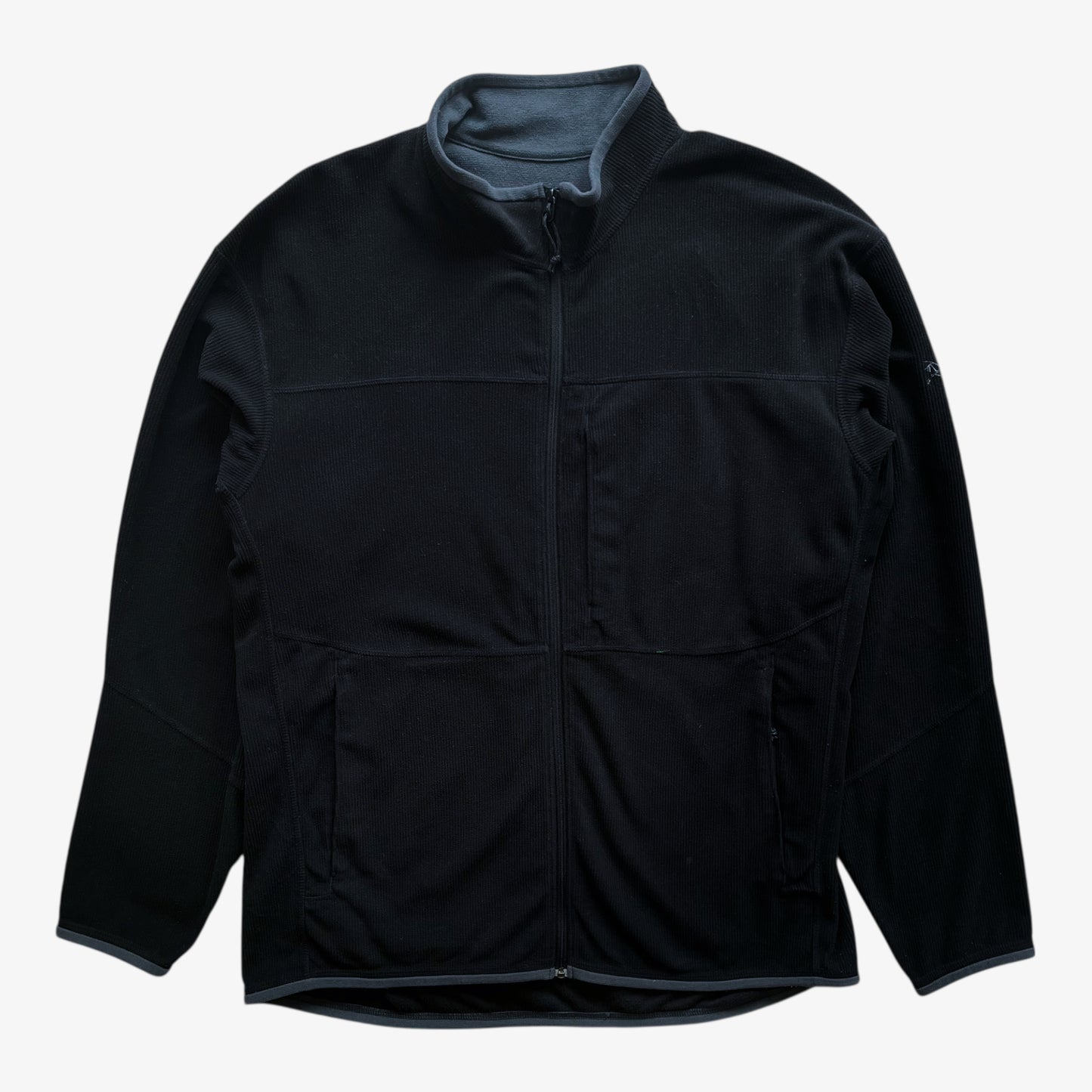 Vintage Y2K Mens Arcteryx Covert Polartec Black Fleece Jacket - Casspios Dream