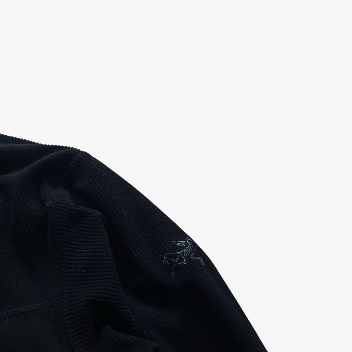 Vintage Y2K Mens Arcteryx Covert Polartec Black Fleece Jacket Logo - Casspios Dream