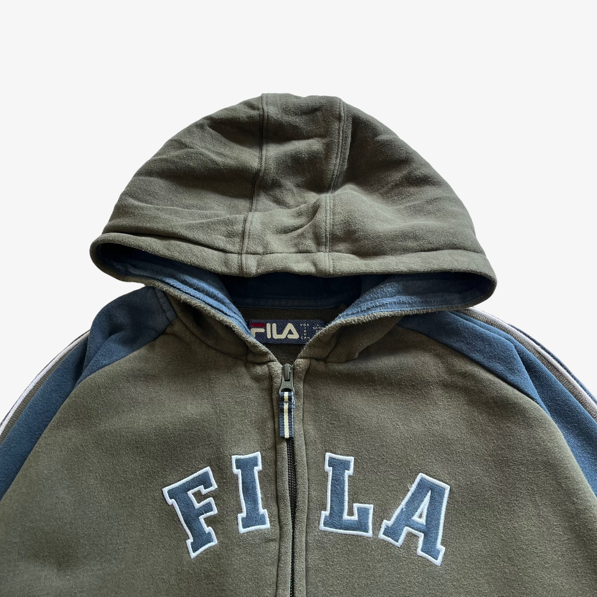 Vintage Y2K Mens Fila Embroidered Spell Out Green And Navy Hooded Jacket Logo - Casspios Dream