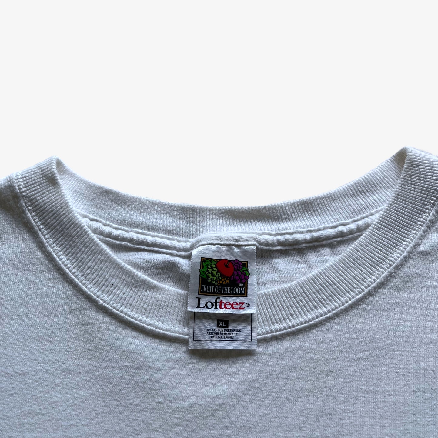 Vintage Y2K Mens Fruit Of The Loom Lofteez Shrek 2001 Dreamworks Film Promotional Double Sided Print T-Shirt Label - Casspios Dream