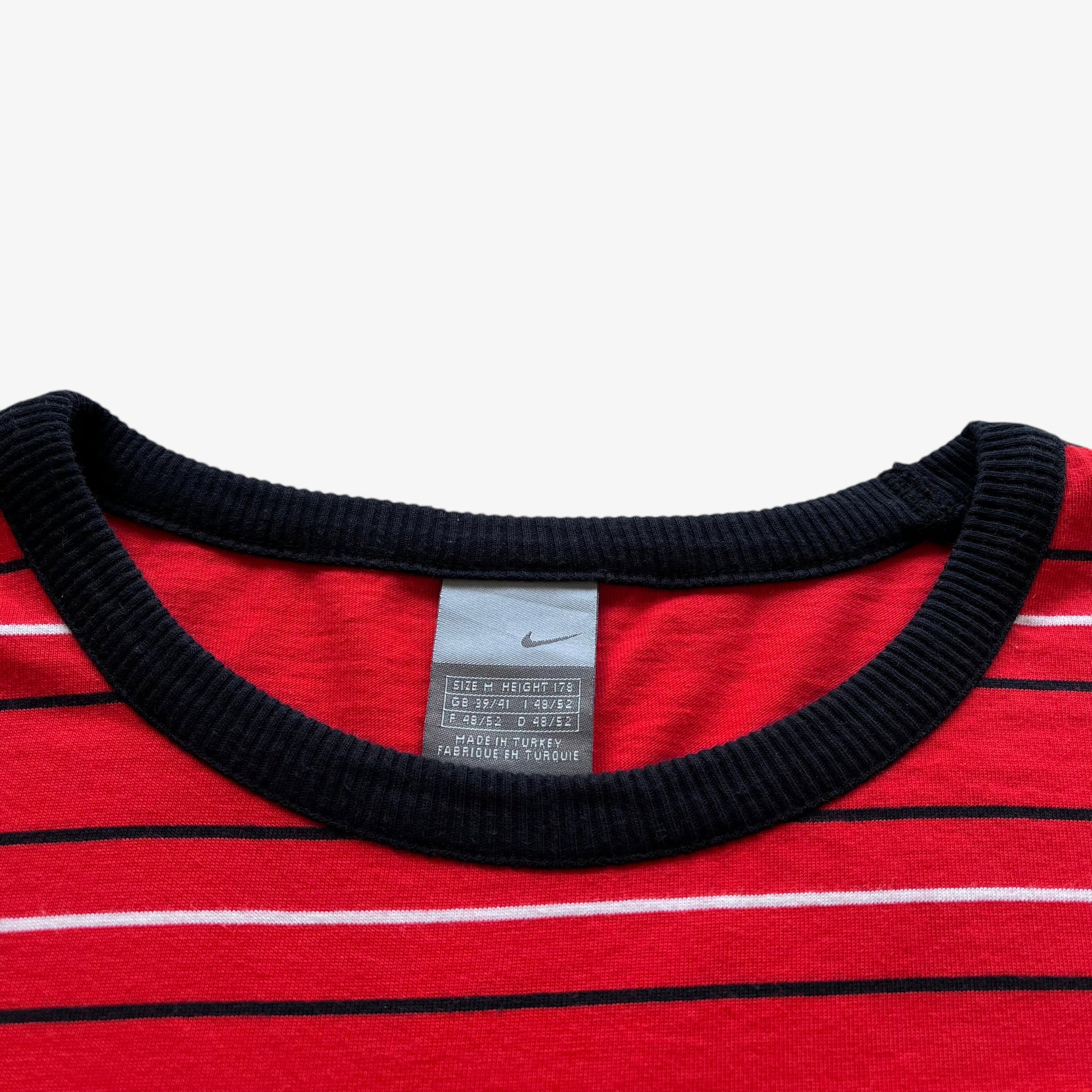 Vintage Y2K Mens Nike Manchester United Football Club Red Striped T-Shirt Label - Casspios Dream