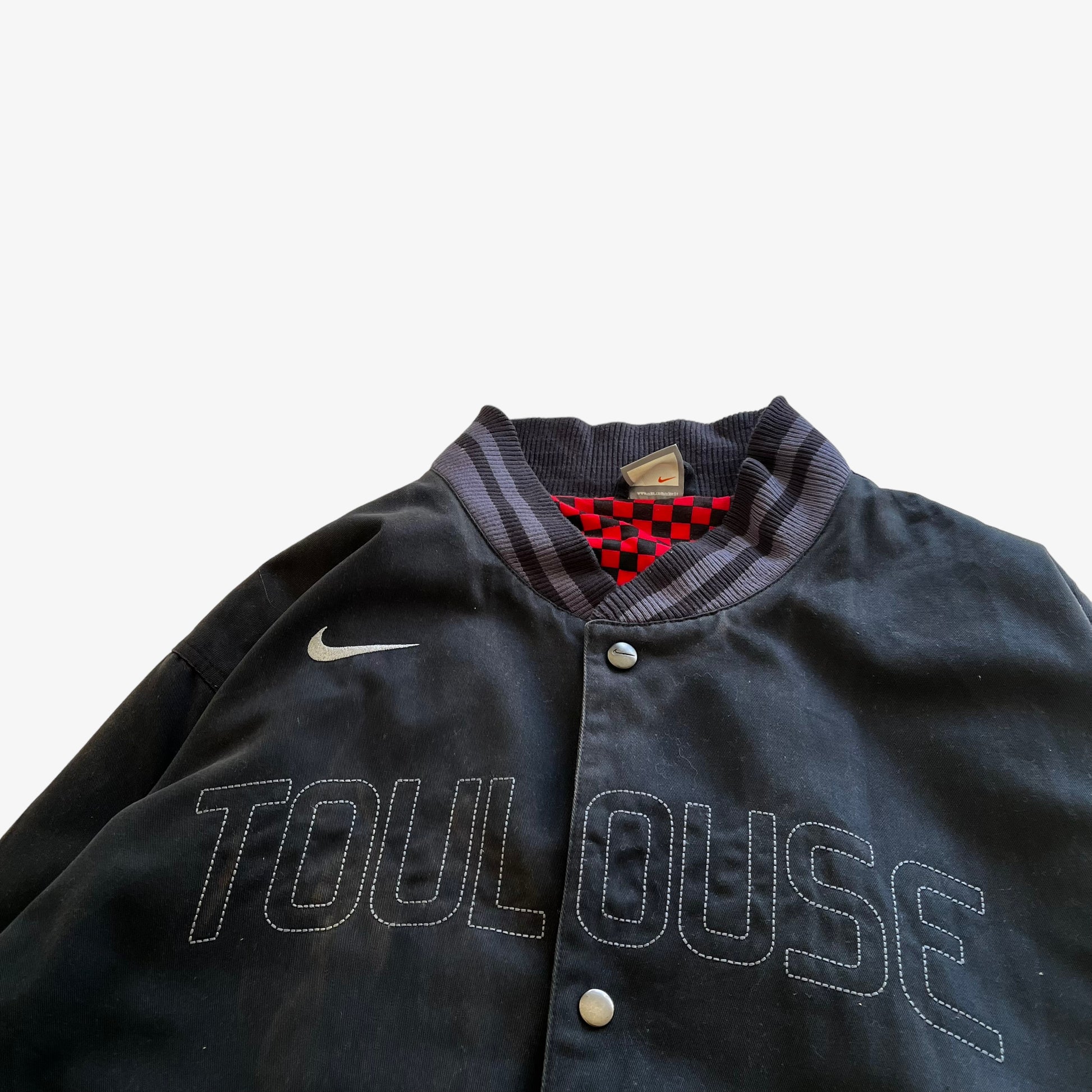 Vintage Y2K Mens Nike Stade Toulousain Rugby Team Embroidered Toulouse Spell Out Black Varsity Jacket Spell Out - Casspios Dream