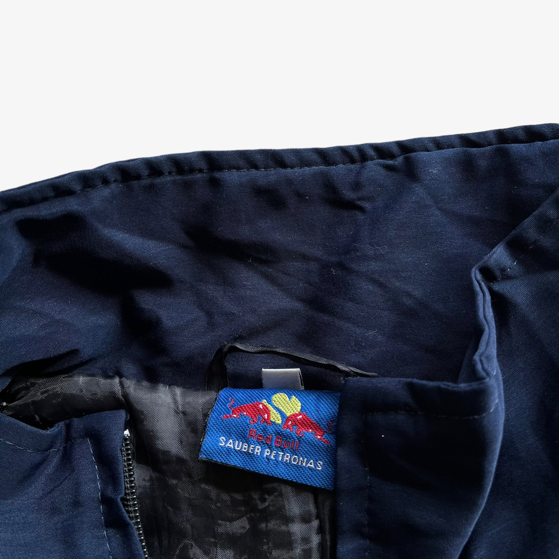 Vintage Y2K Mens Red Bull Racing Team Formula One Jacket Label - Casspios Dream