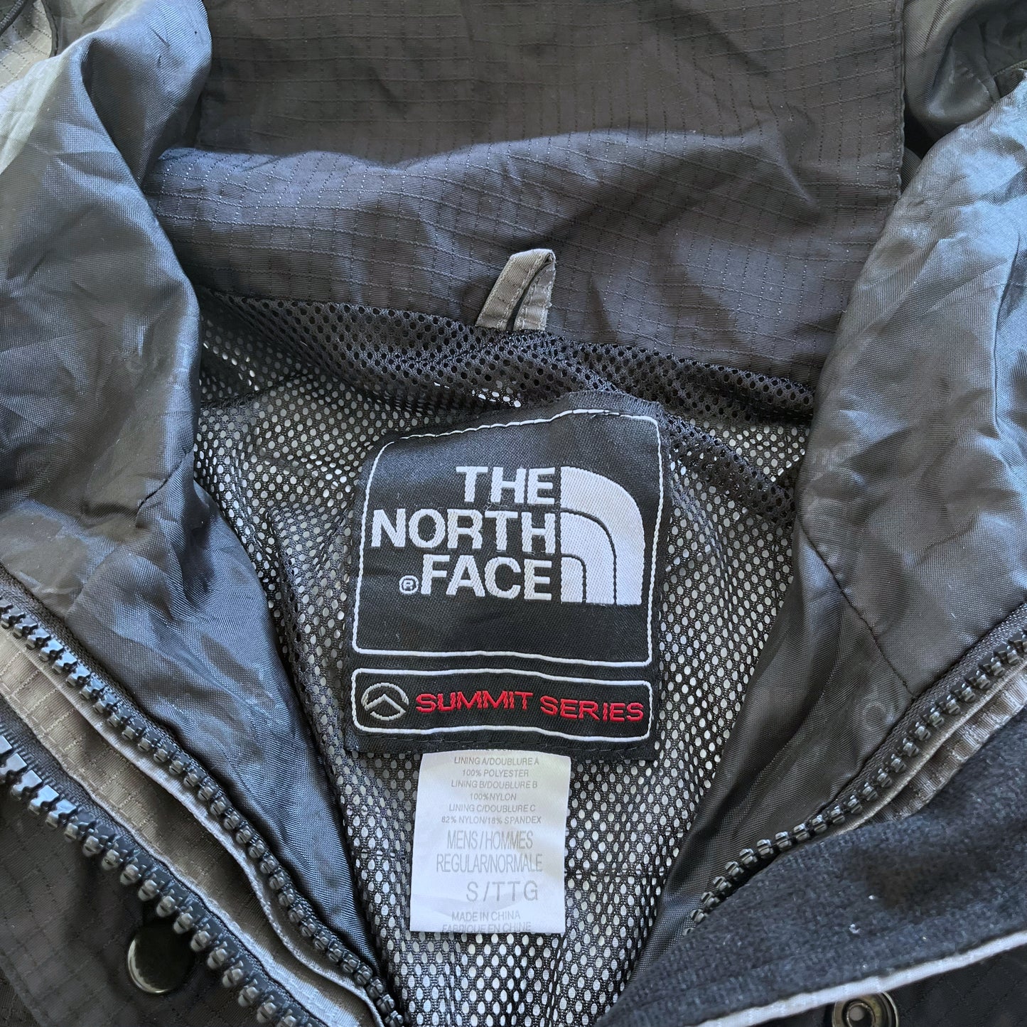 Vintage Y2K Mens The North Face Gore-Tex XCR Summit Series Grey Jacket Label - Casspios Dream