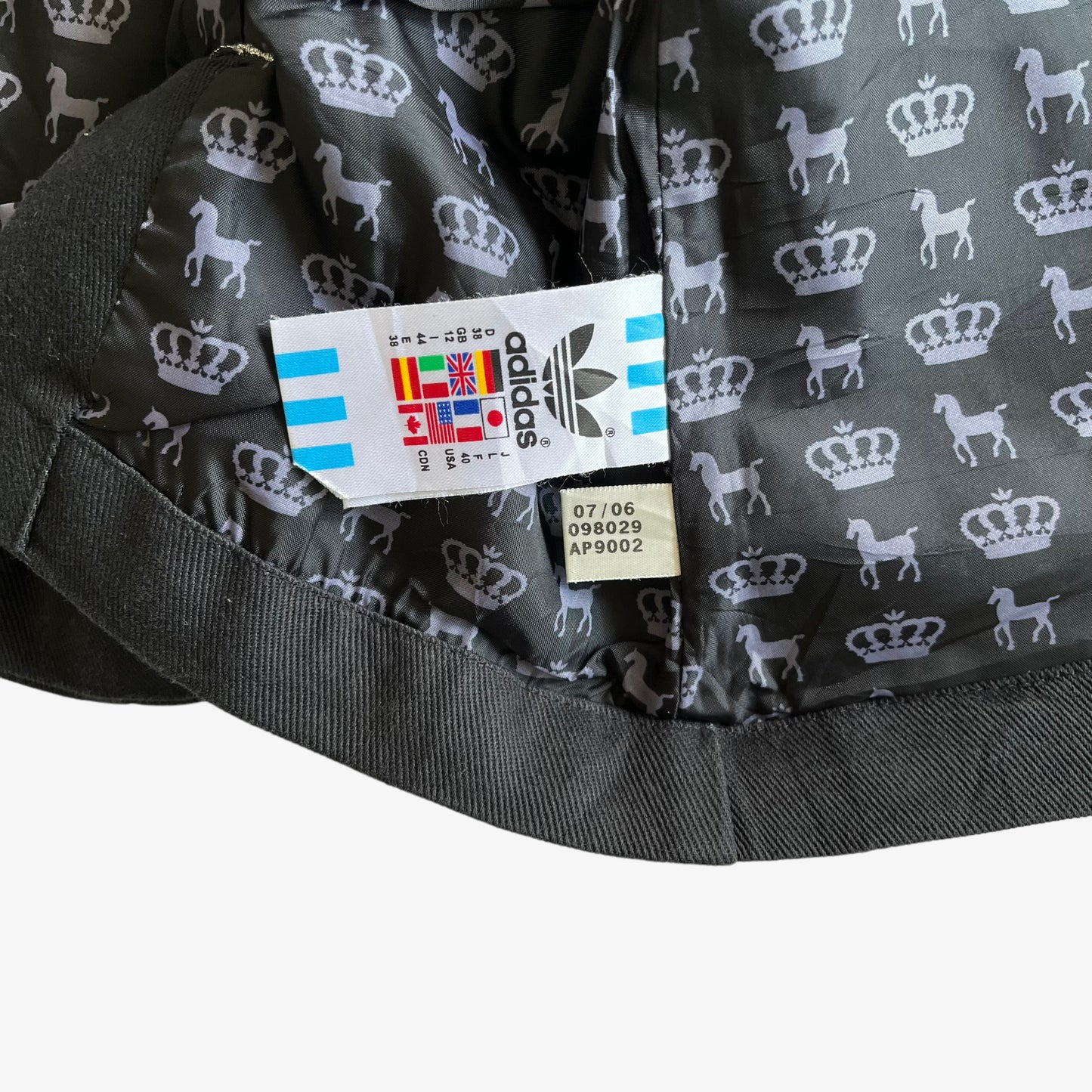 Vintage Y2K Womens 2008 Adidas x Missy Elliot Respect Me Black Jacket Date - Casspios Dream
