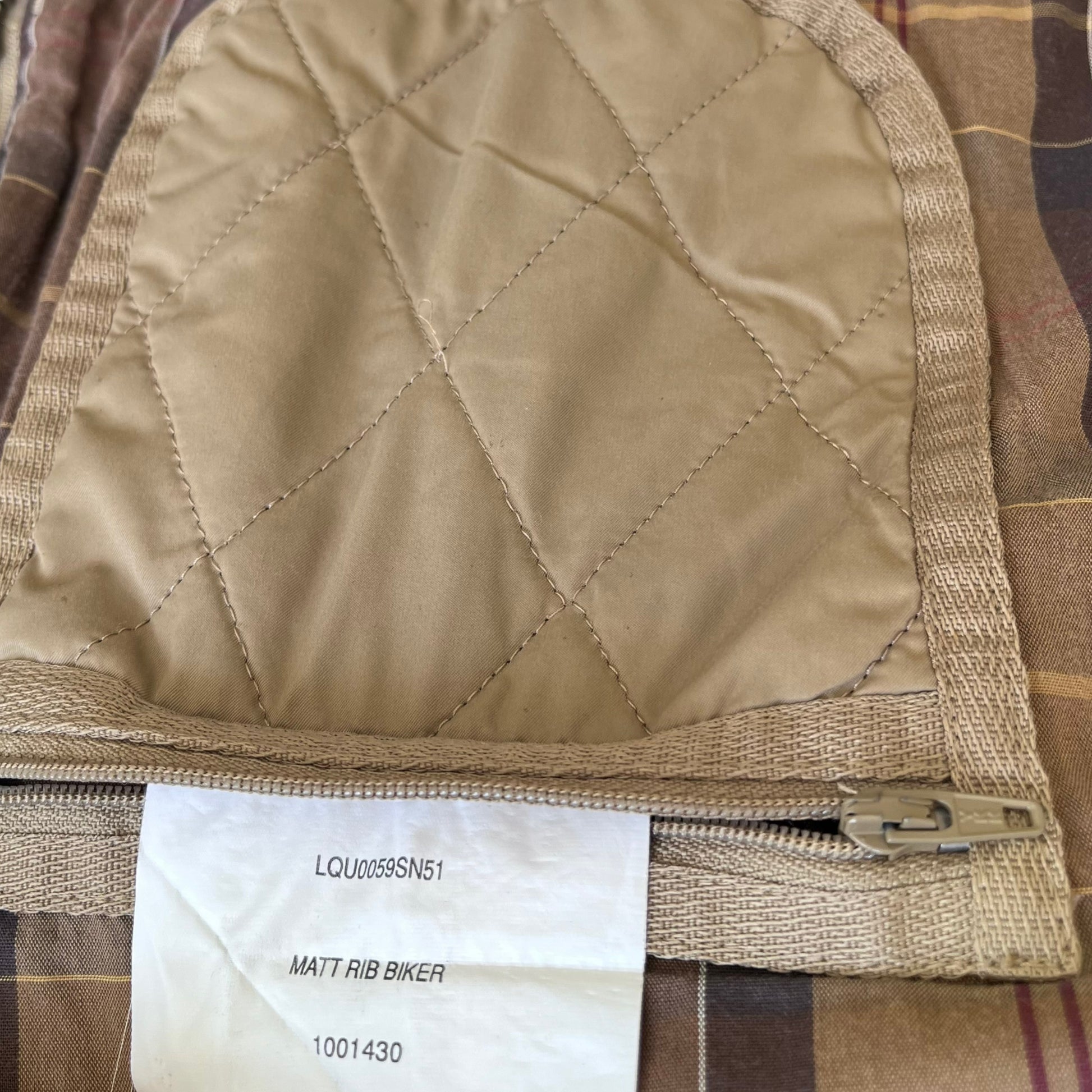 Vintage Y2K Womens Barbour Beige Quilted Jacket With Embroidered England Flag Matt Rib Biker - Casspios Dream