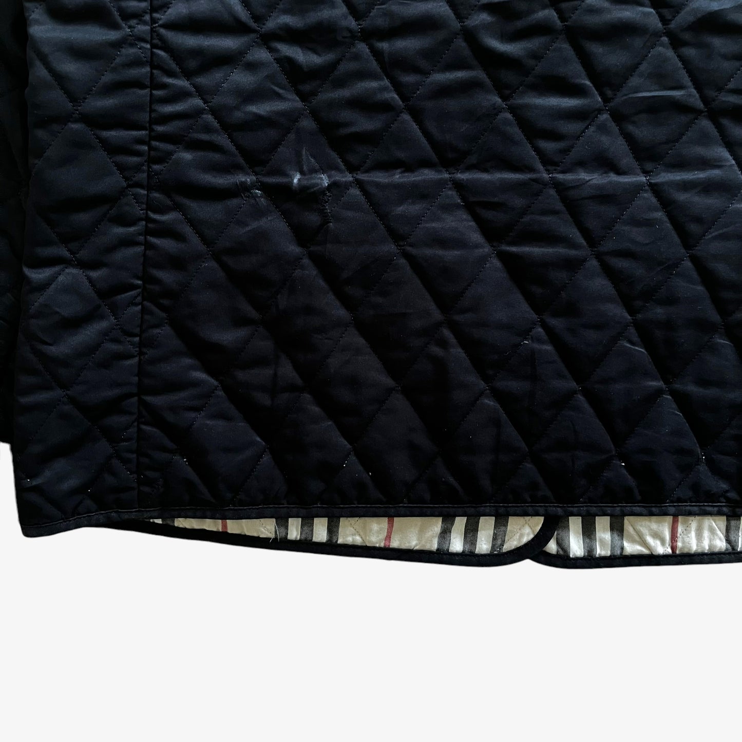 Vintage Y2K Womens Burberry Black Quilted Jacket With Nova Check Lining Hem - Casspios Dream Vintage