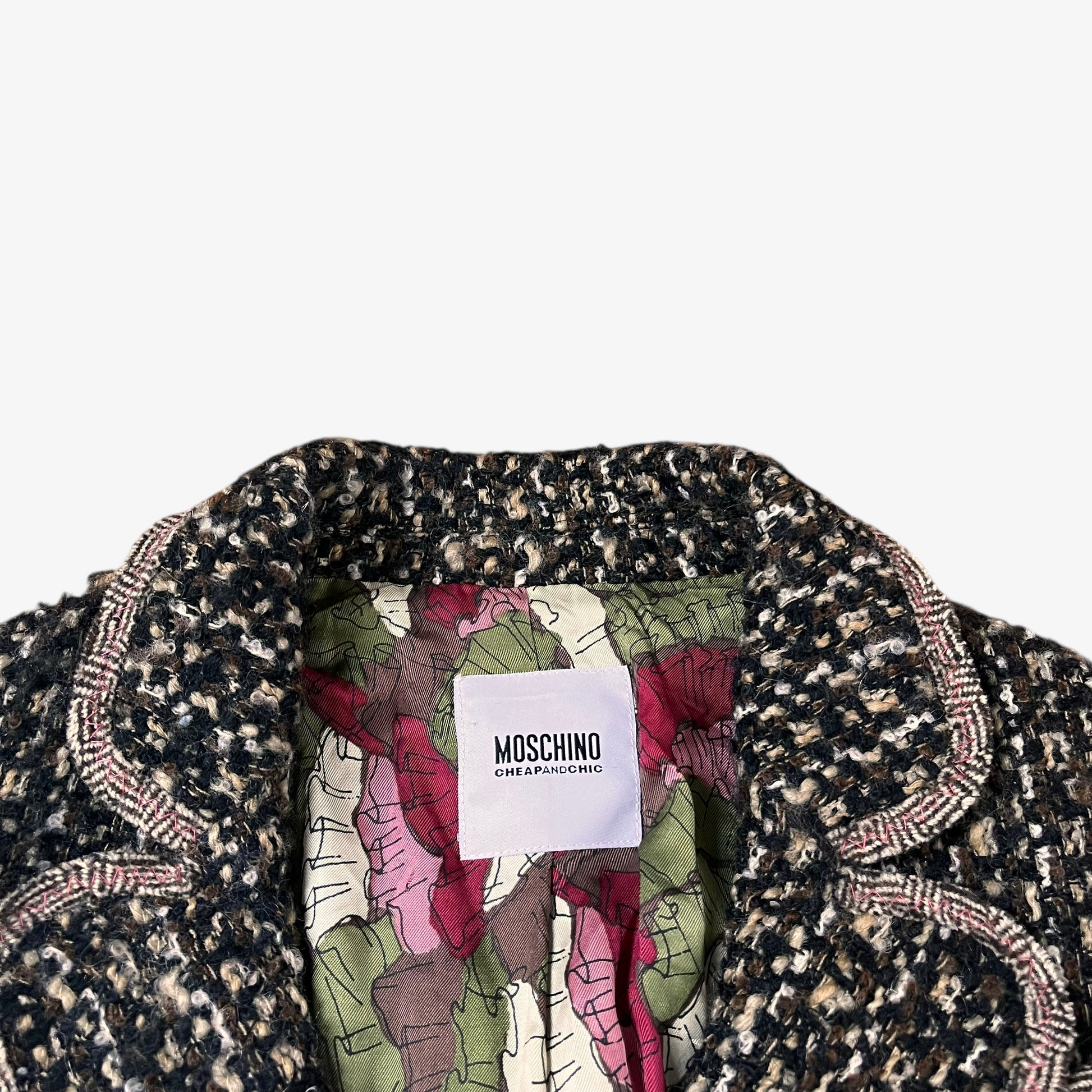Vintage Y2K women's Moschino cheap and chic textured wool and mohair single breasted blazer label.