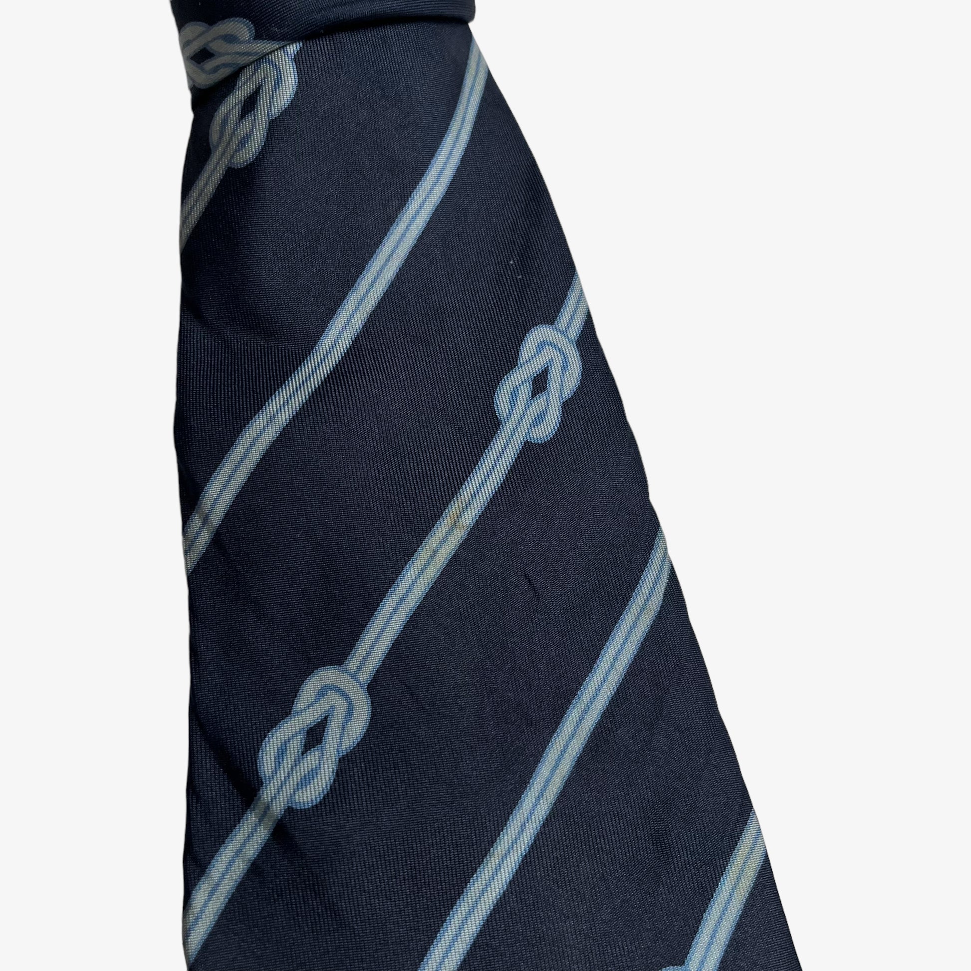 Vintage 1970s Gucci Interlocking Striped Navy Silk Tie Wear - Casspios Dream