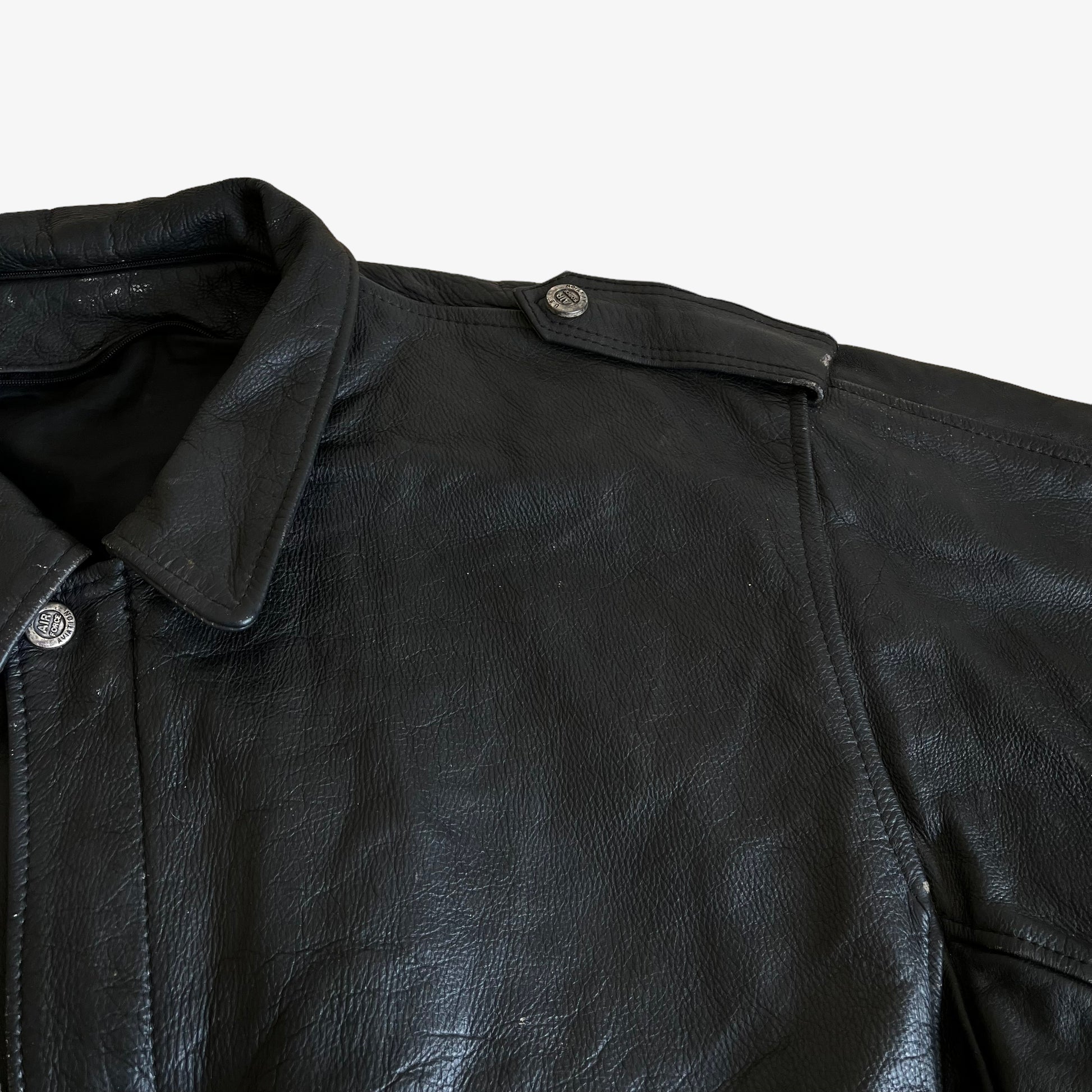 Vintage 1980s US Airforce Black Leather Pilot Jacket With Back Embossed Eagle Chest - Casspios Dream