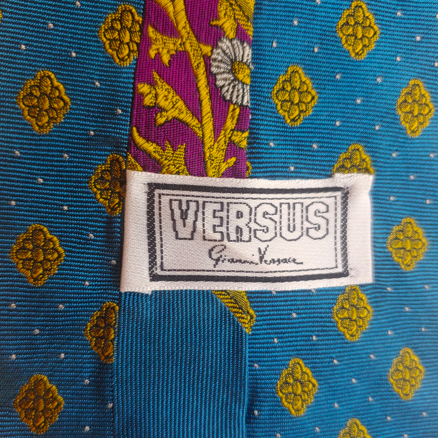 Vintage 1990s Gianni Versace Versus Abstract Silk Tie Label - Casspios Dream