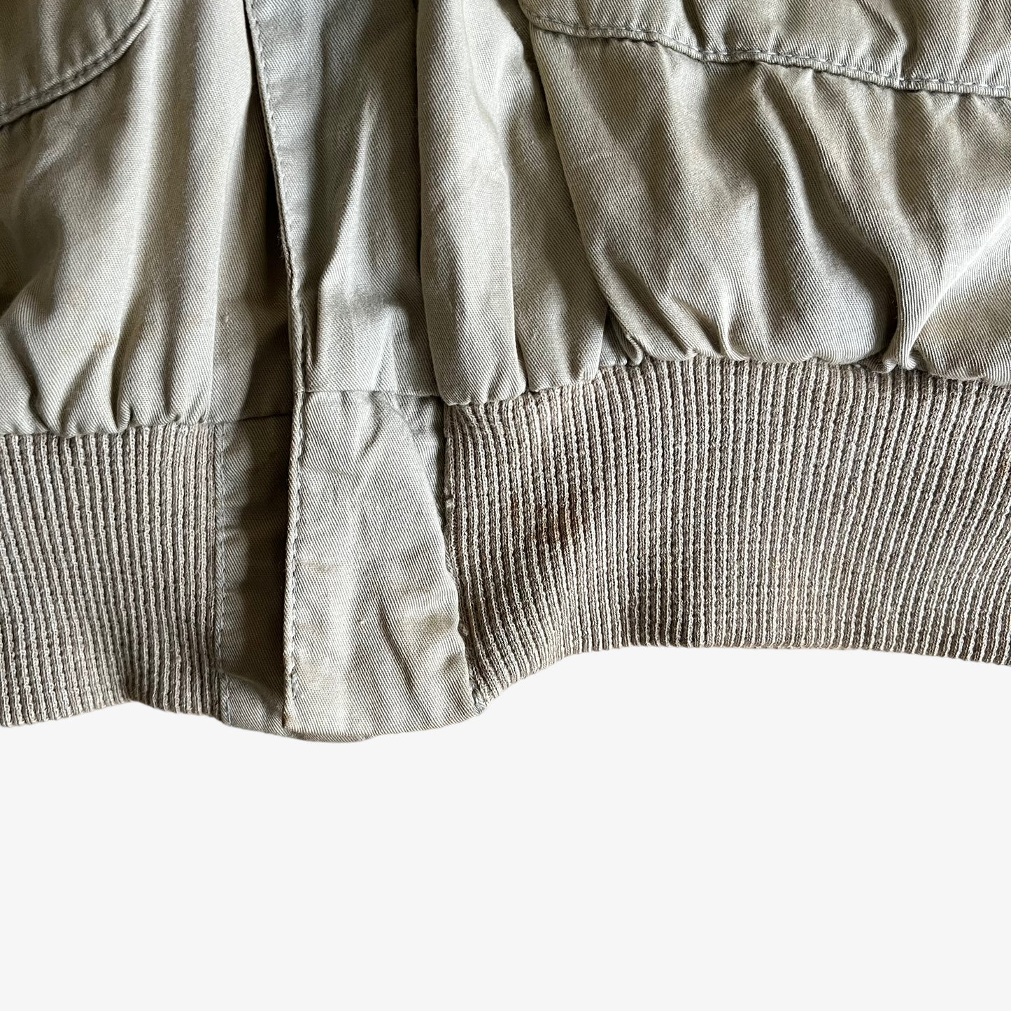 Vintage 80s AVIREX 1987 China Doll Kunming 1944 Back Graphic Pilot Bomber Jacket Hem - Casspios Dream
