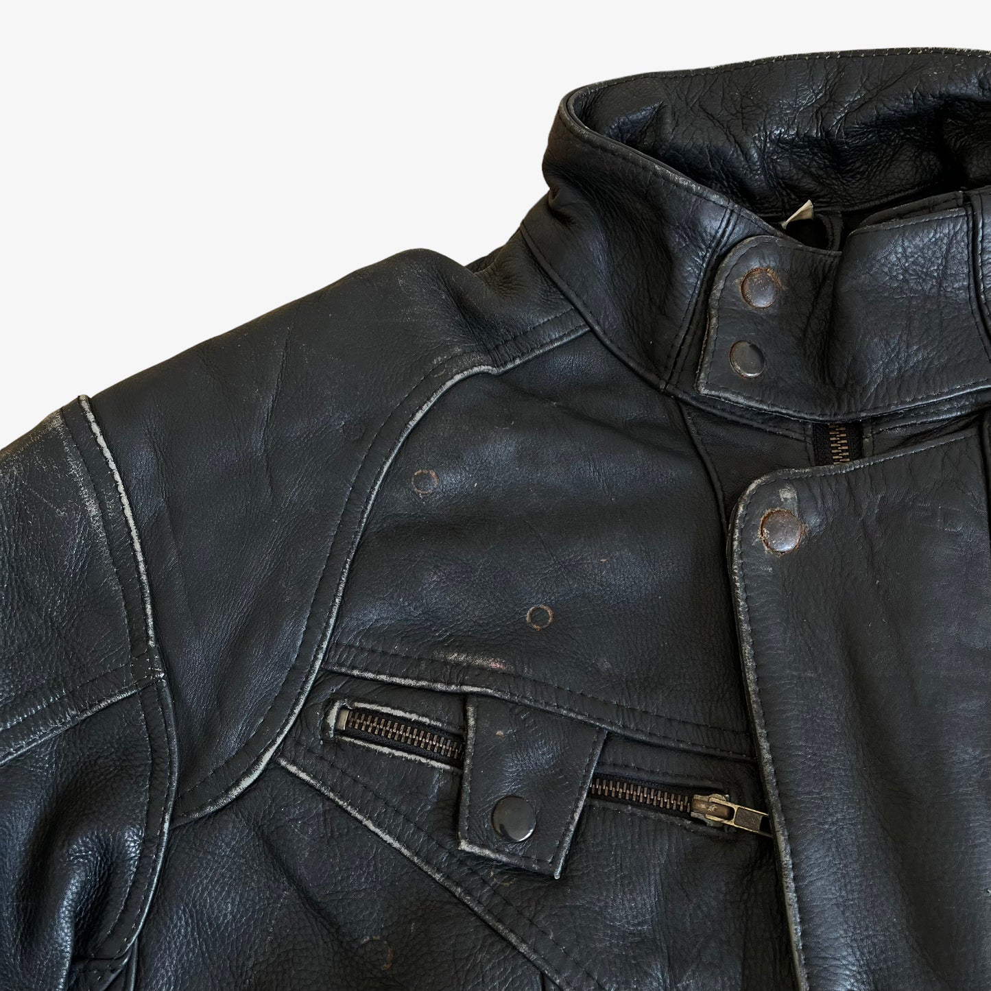 Vintage 90s Askara Paris Black Leather Biker Jacket With Big Back Embroidered Bull Shoulder - Casspios Dream