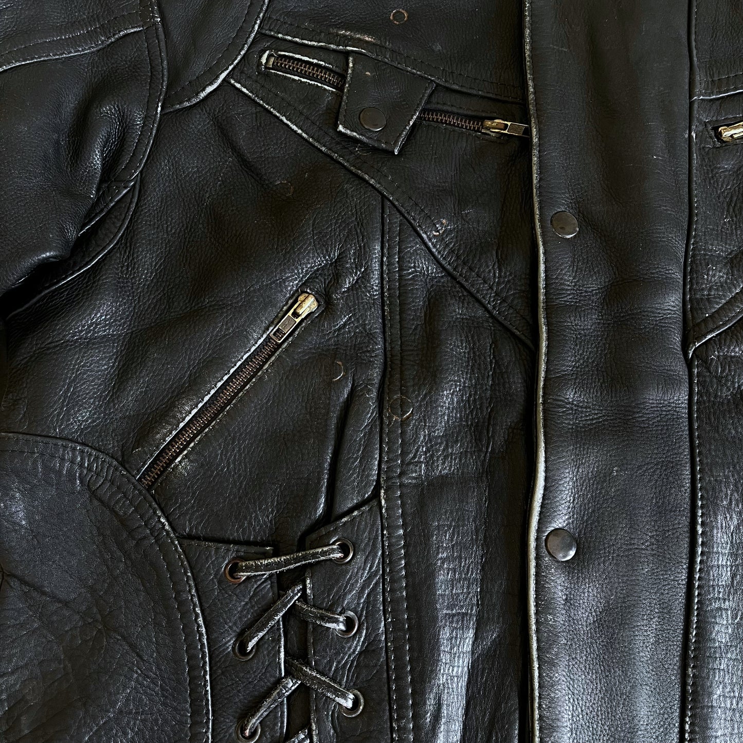 Vintage 90s Askara Paris Black Leather Biker Jacket With Big Back Embroidered Bull Zip - Casspios Dream