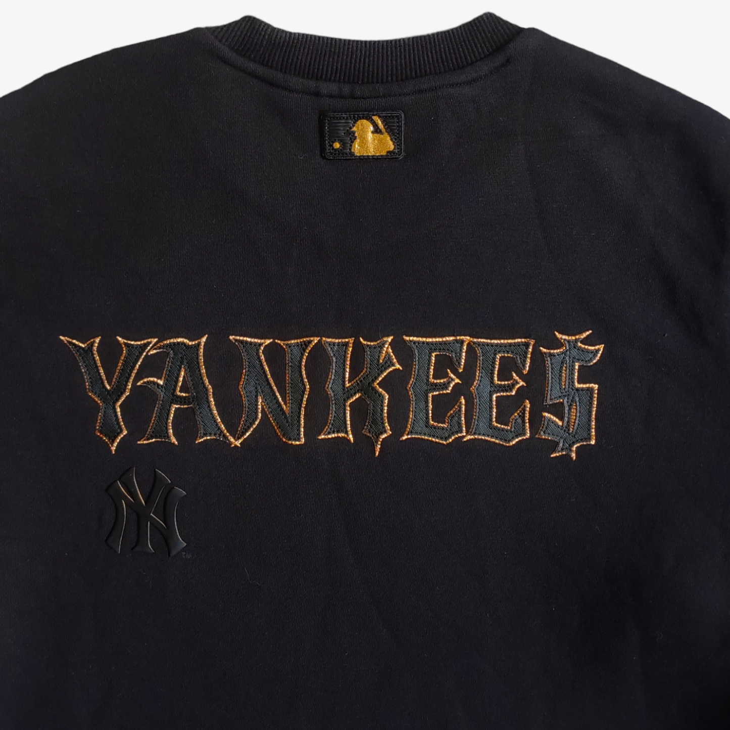 Vintage 90s MLB New York Yankees Black Sweatshirt Back Logo - Casspios Dream