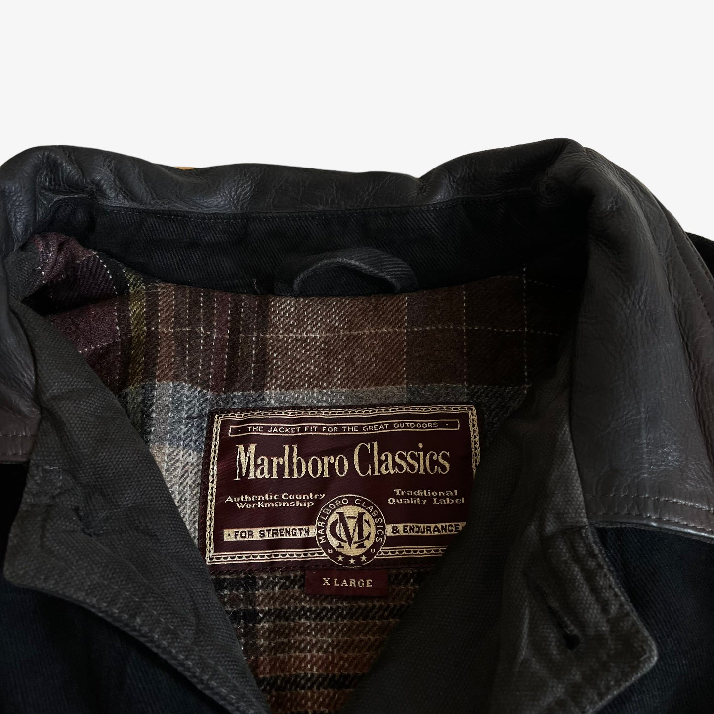 Vintage 90s Marlboro Classics Black Workwear Jacket With Leather Collar Label - Casspios Dream