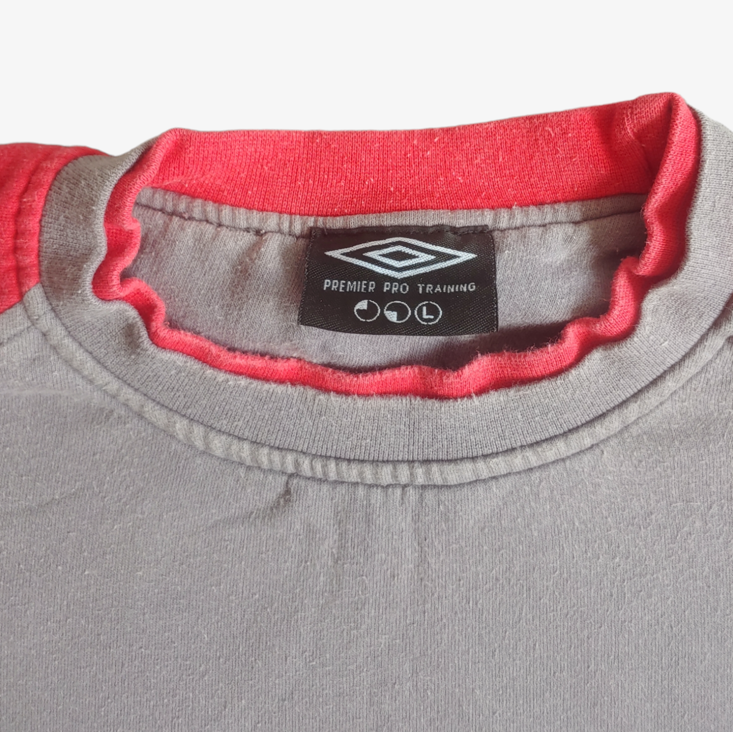 Vintage 90s Umbro Galatasaray S.K. Football Sweatshirt Label - Casspios Dream