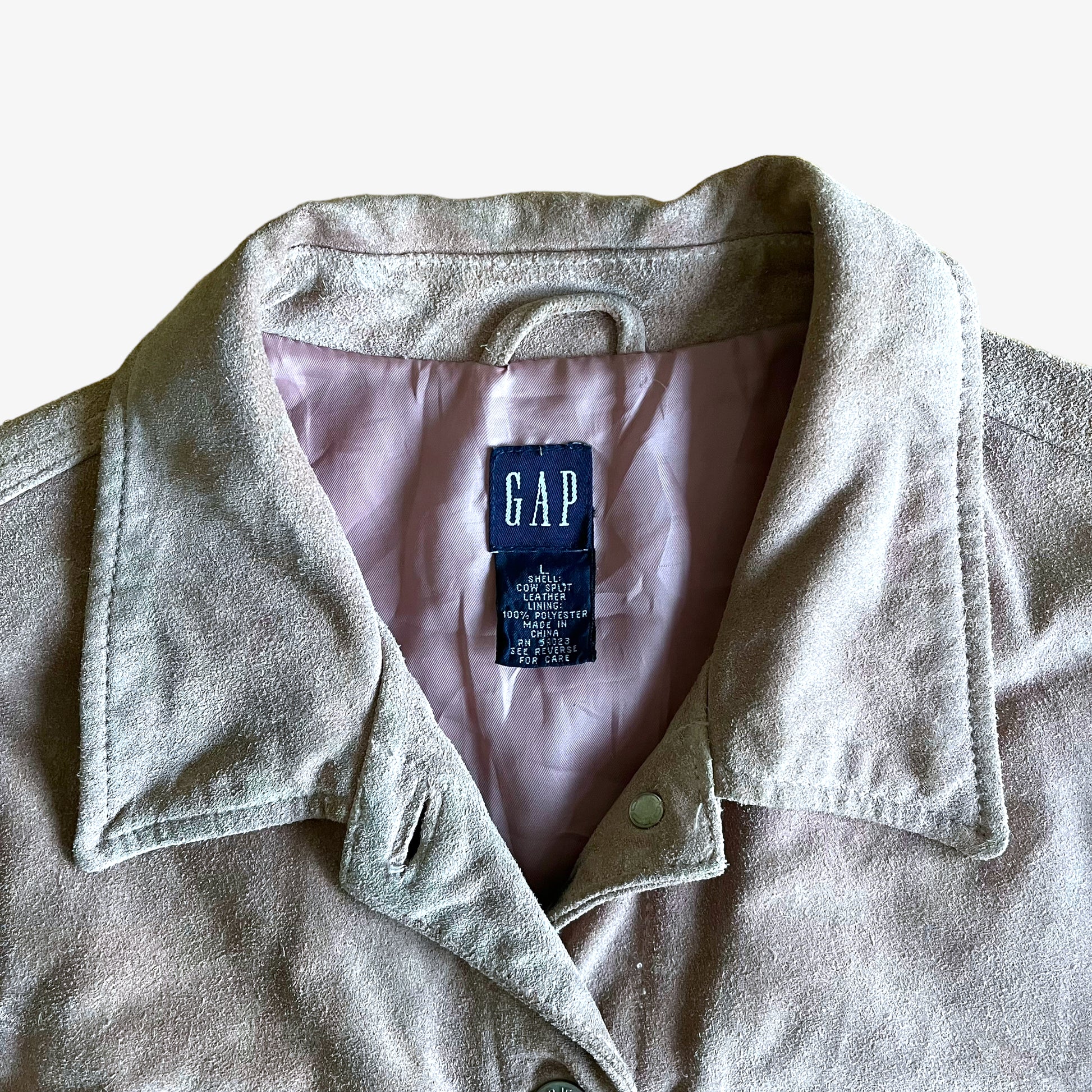 Vintage 90s Women's GAP Pink Leather Trucker Jacket Tag - Casspios Dream