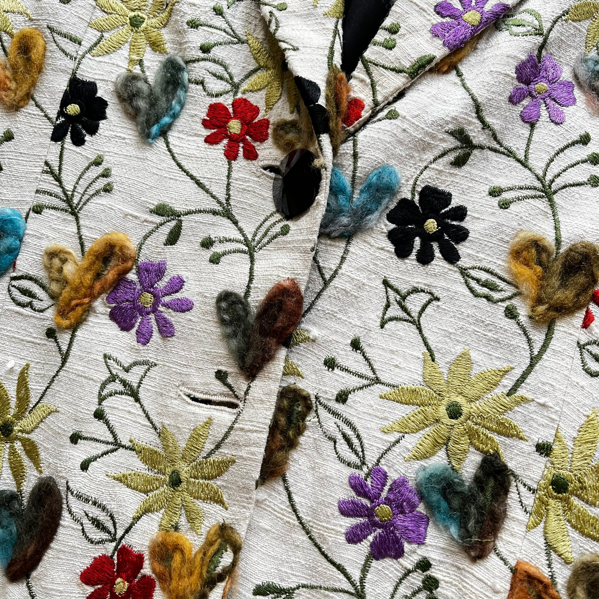 Vintage 90s Womens Brunella 3D Textured Embroidered Flower Silk Blazer Button - Casspios Dream